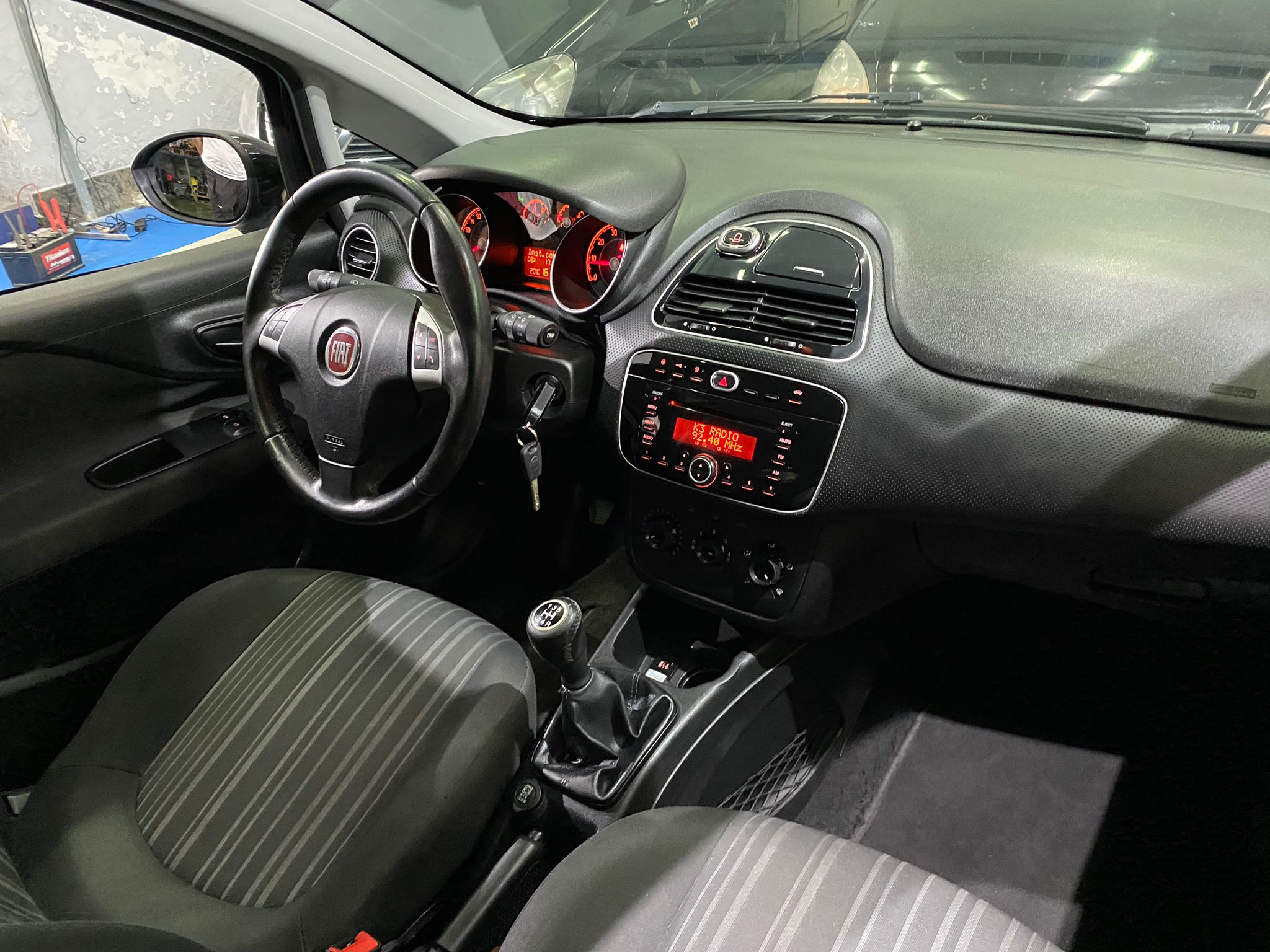 FIAT PUNTO 1.3 mJET, 2011 GOD, REGISTROVAN,ALU FELGE