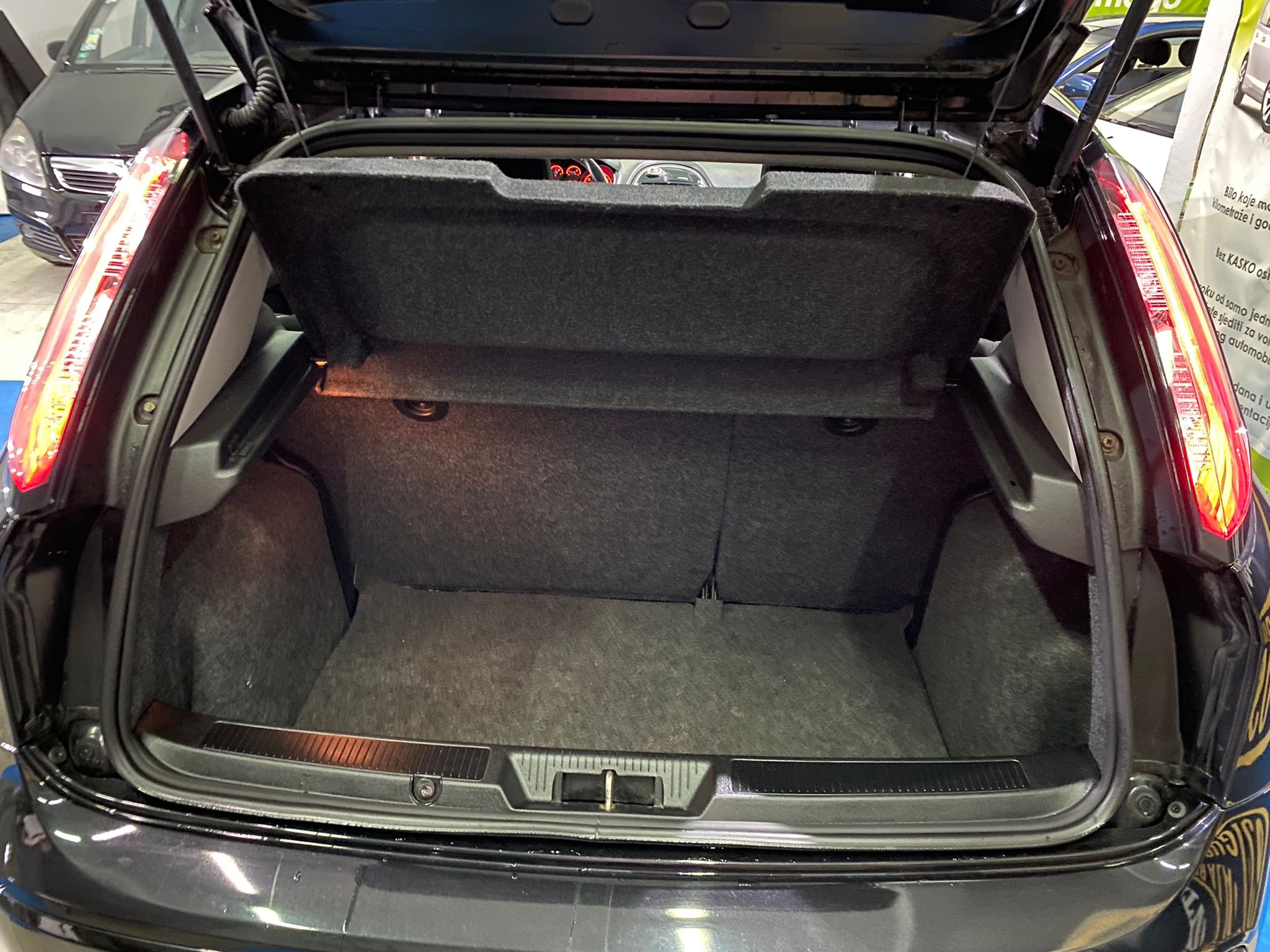 FIAT PUNTO 1.3 mJET, 2011 GOD, REGISTROVAN,ALU FELGE