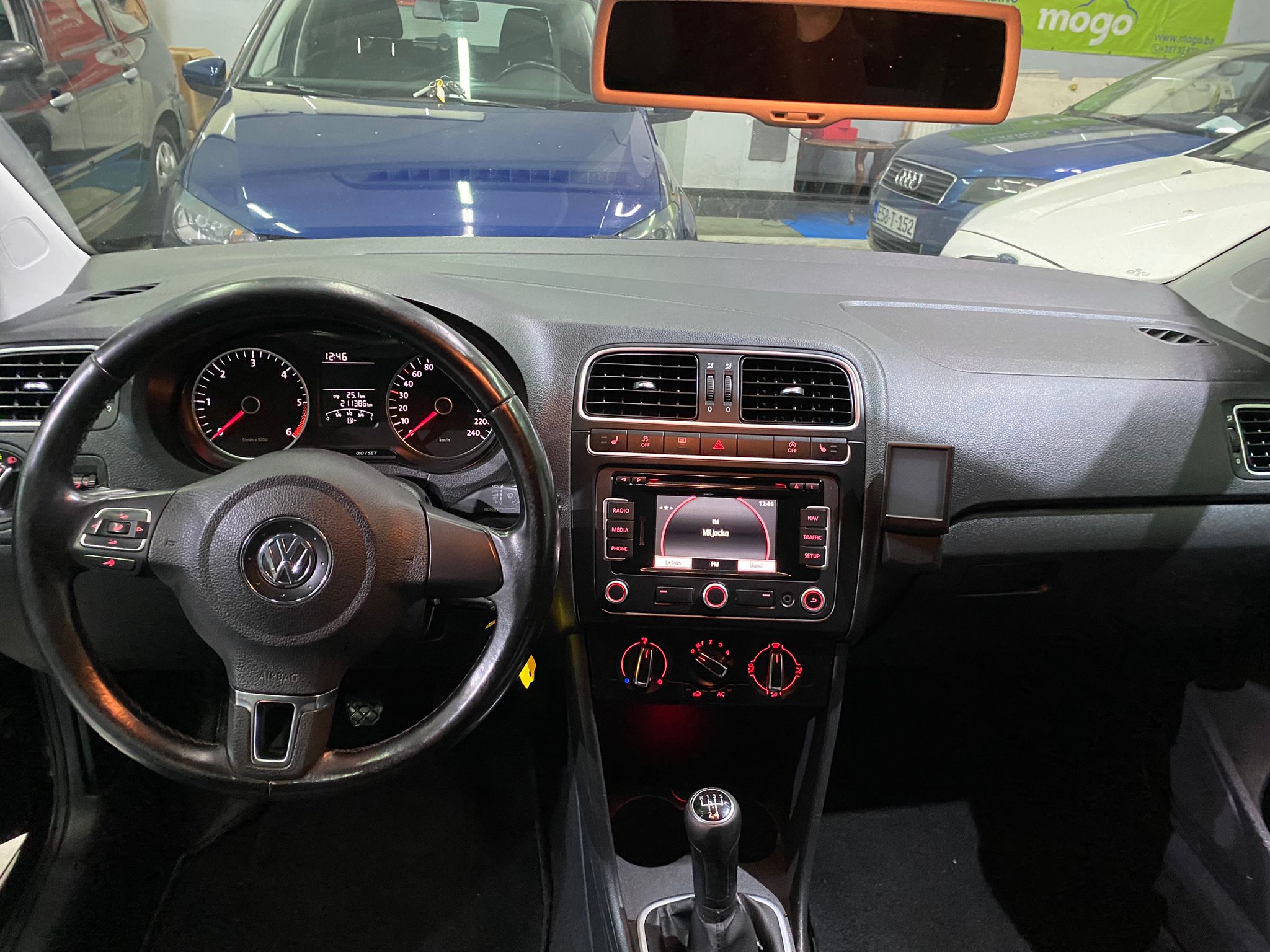 VW POLO 1.2 TDI , 2011 GOD, ALU FELGE, KLIMA,NAVIGACIJA