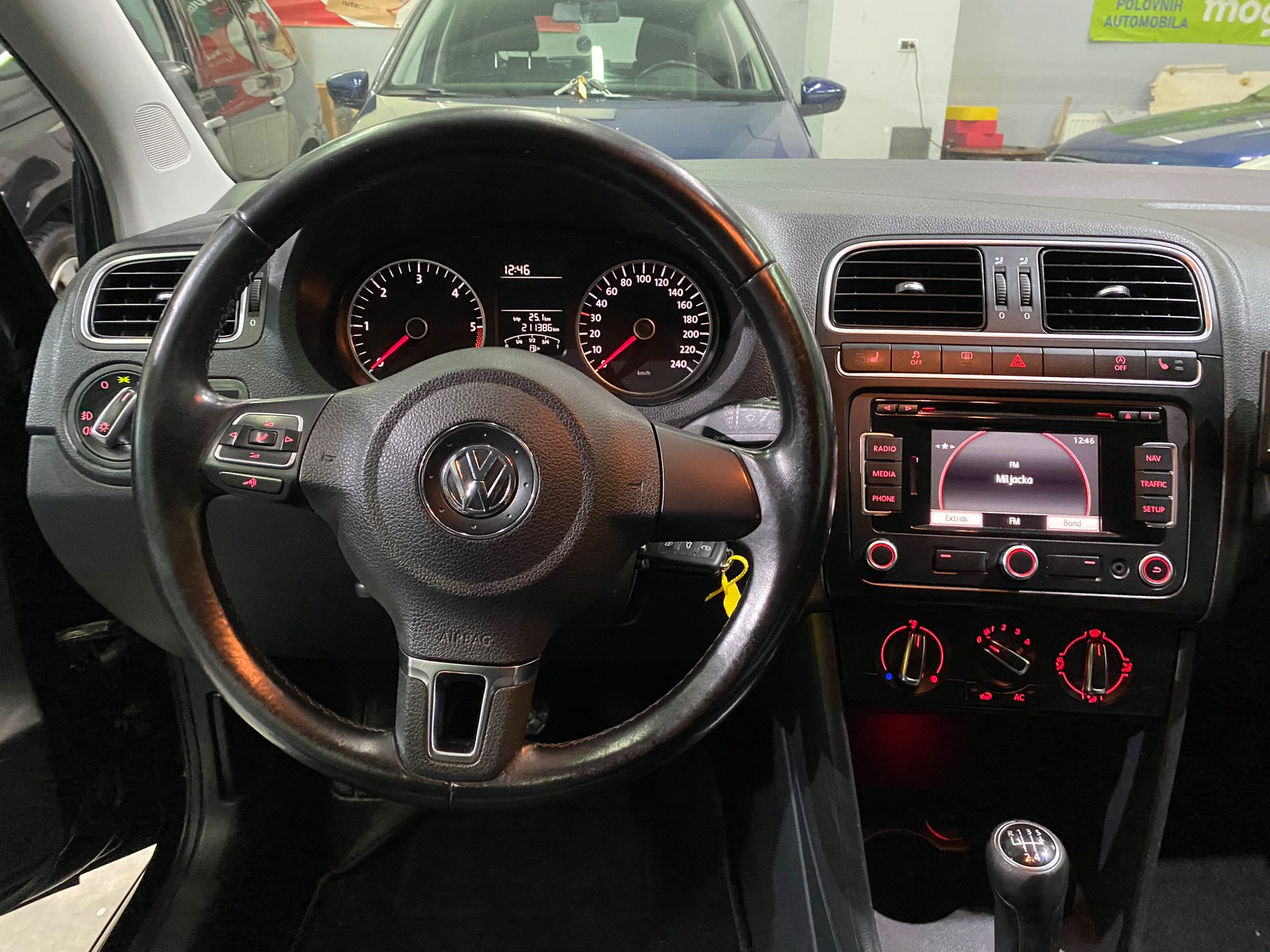 VW POLO 1.2 TDI , 2011 GOD, ALU FELGE, KLIMA,NAVIGACIJA