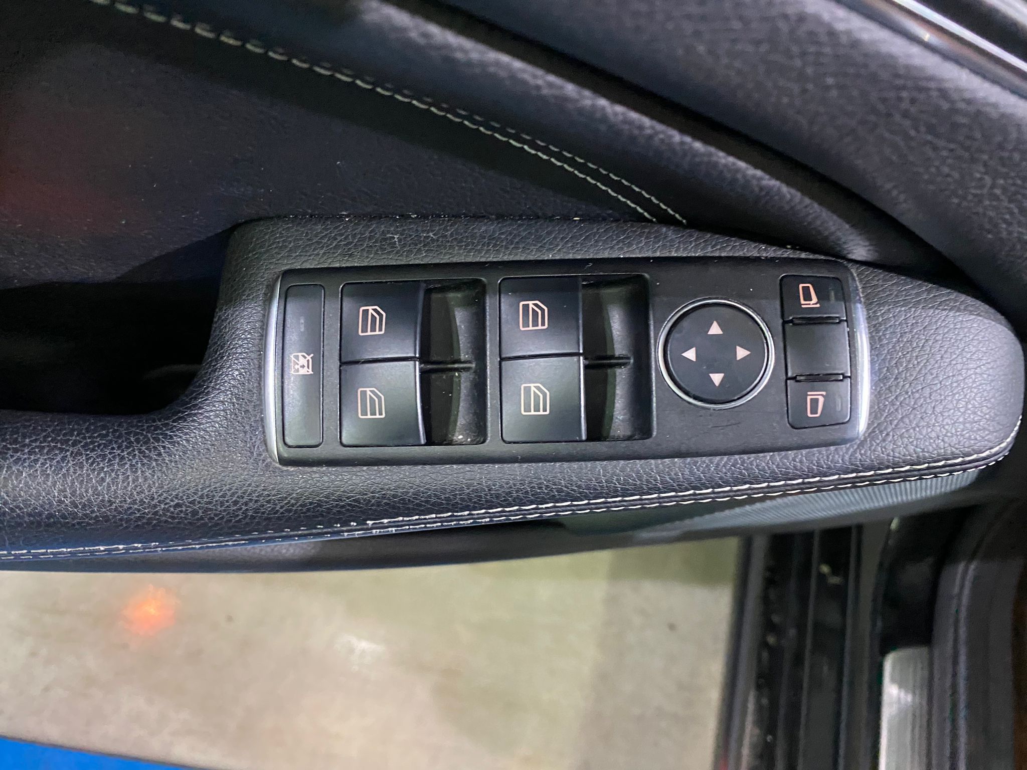 MERCEDES A180 CDI 7G TRONIC, 2013 GOD, BI-XENON