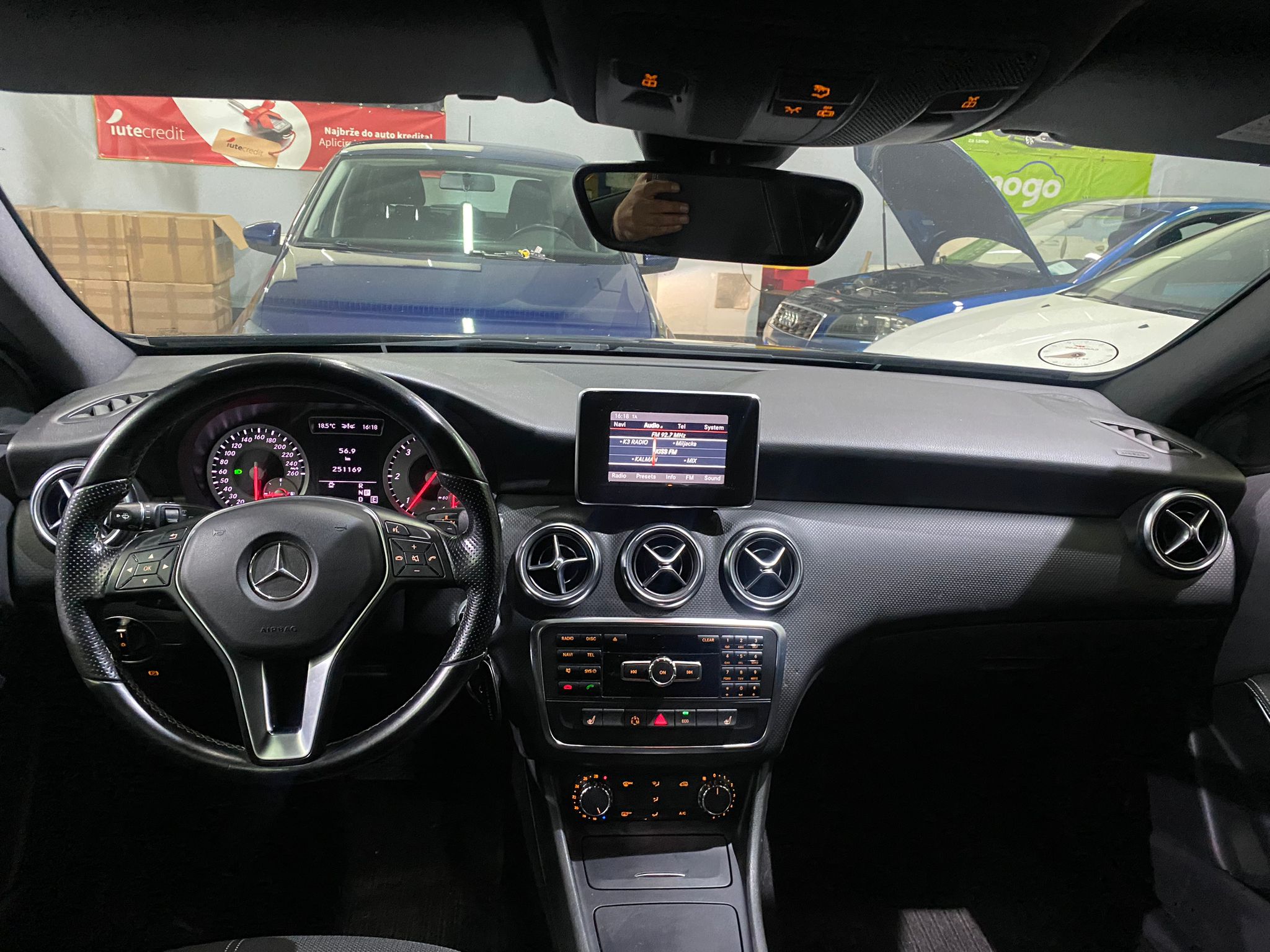 MERCEDES A180 CDI 7G TRONIC, 2013 GOD, BI-XENON