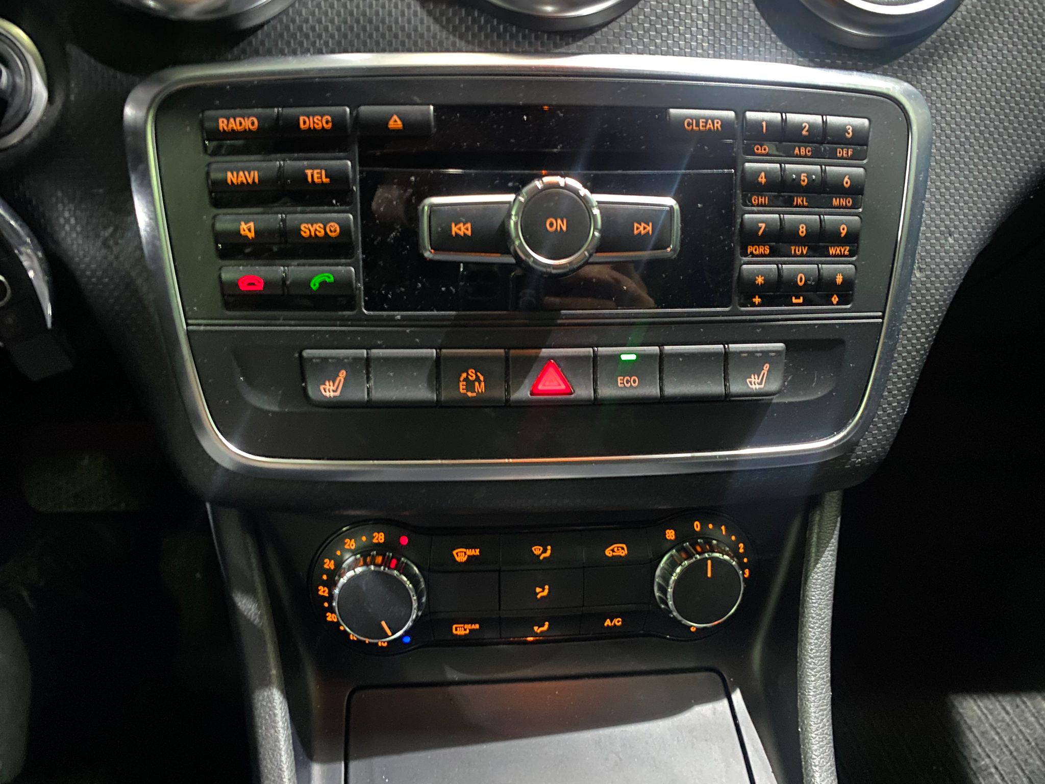 MERCEDES A180 CDI 7G TRONIC, 2013 GOD, BI-XENON