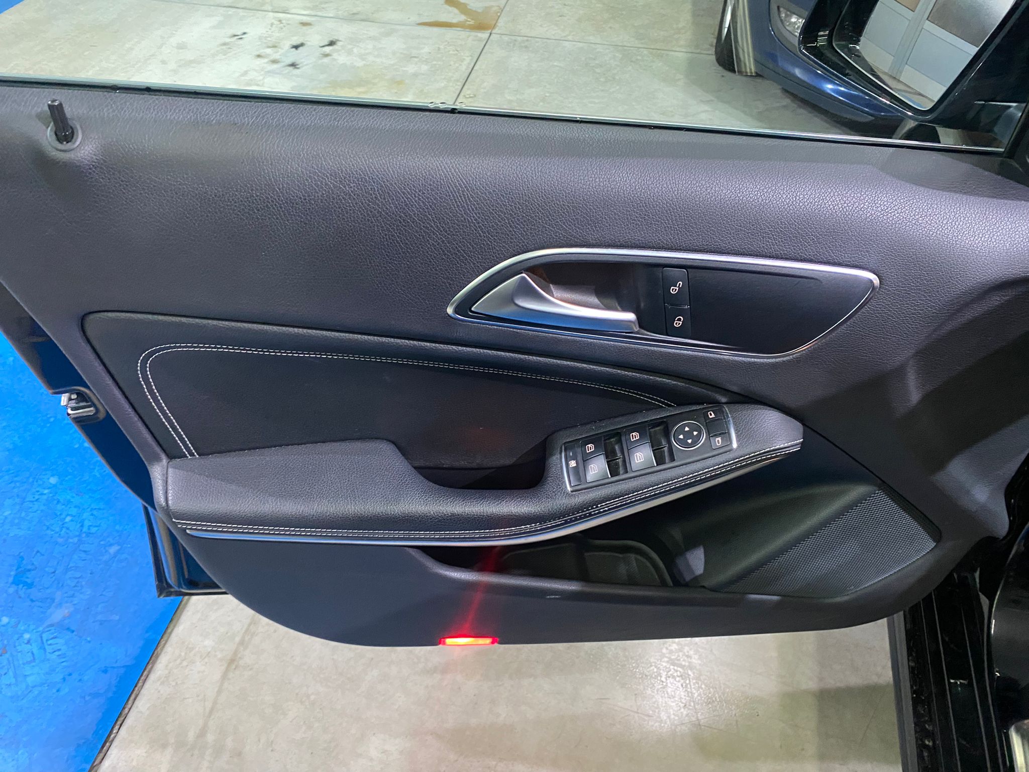 MERCEDES A180 CDI 7G TRONIC, 2013 GOD, BI-XENON