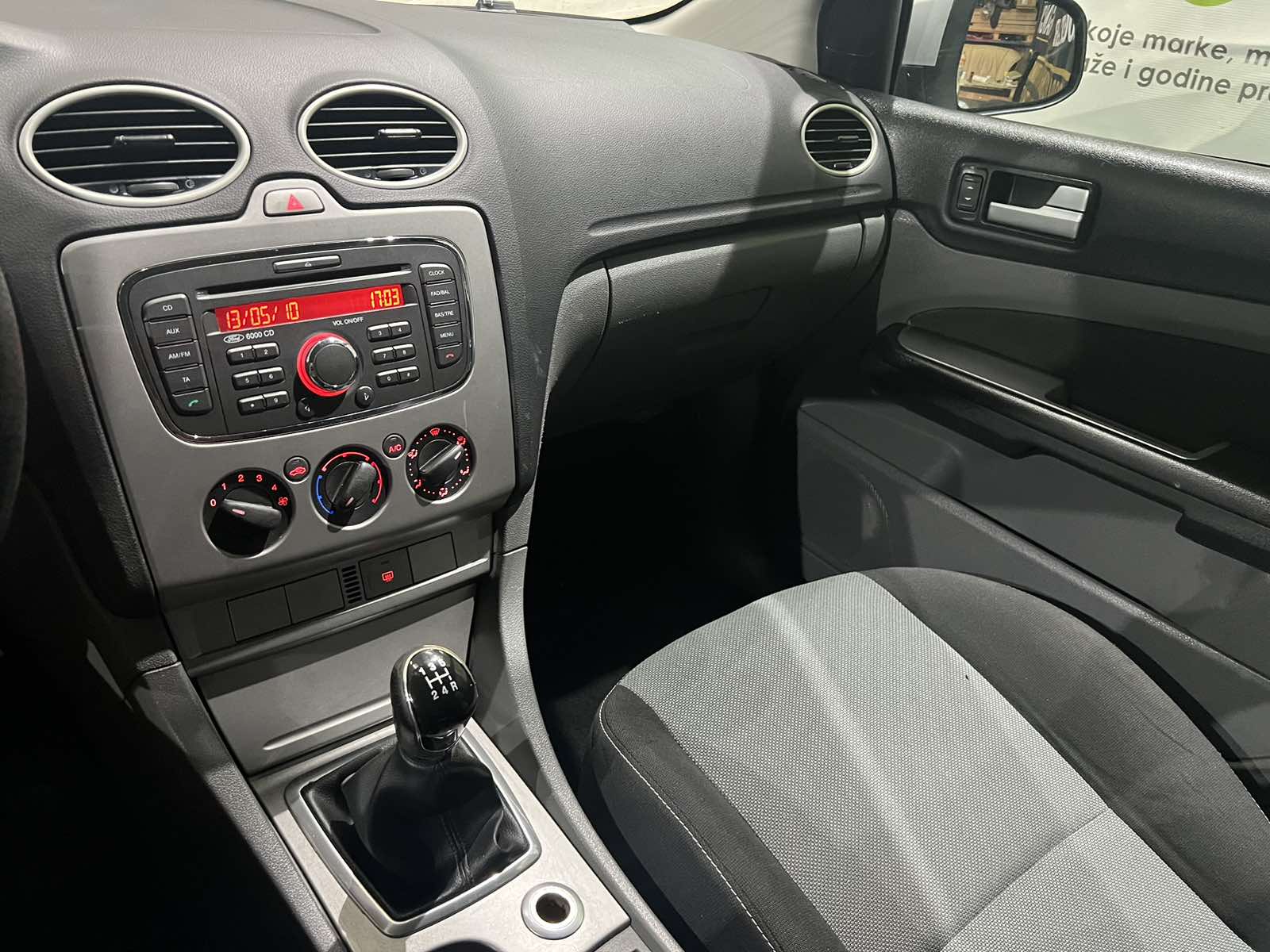 FORD FOCUS 1.6 TDCI , 2010 GOD, KLIMA, CD MP3