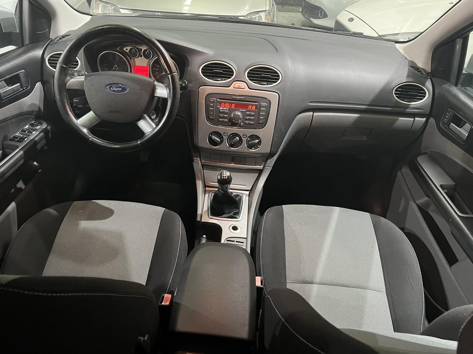 FORD FOCUS 1.6 TDCI , 2010 GOD, KLIMA, CD MP3