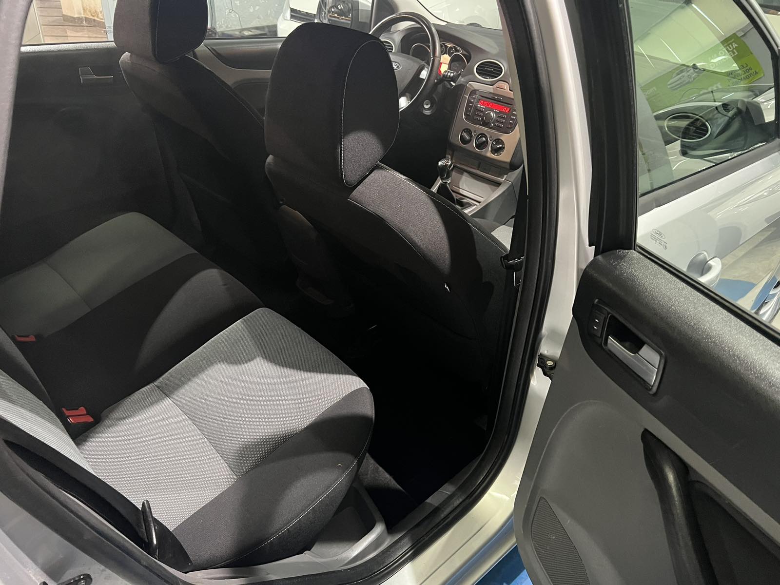 FORD FOCUS 1.6 TDCI , 2010 GOD, KLIMA, CD MP3