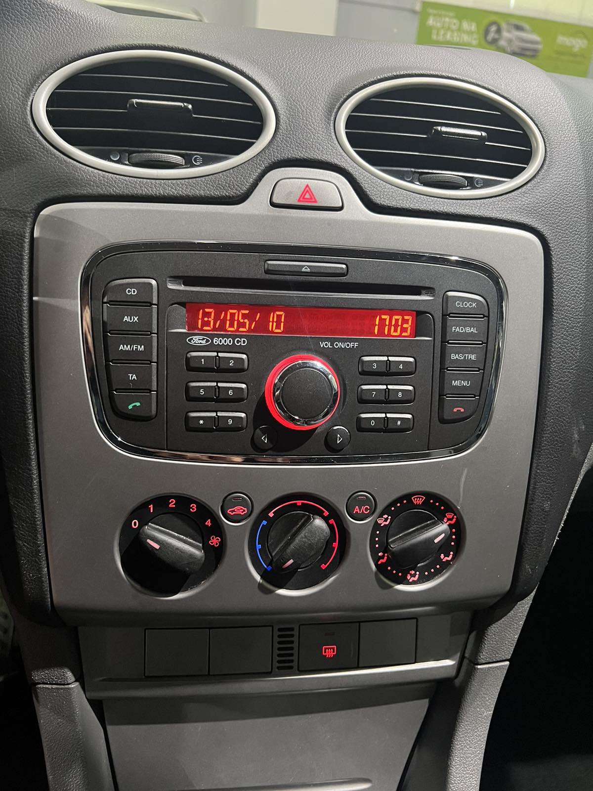 FORD FOCUS 1.6 TDCI , 2010 GOD, KLIMA, CD MP3