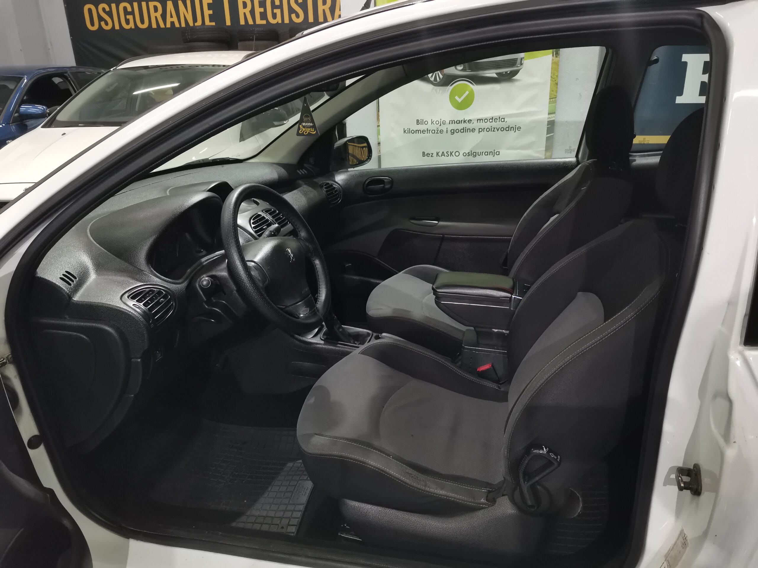 PEUGEOT 206 1.4 HDI, 2006 GODINA, REGISTROVAN,