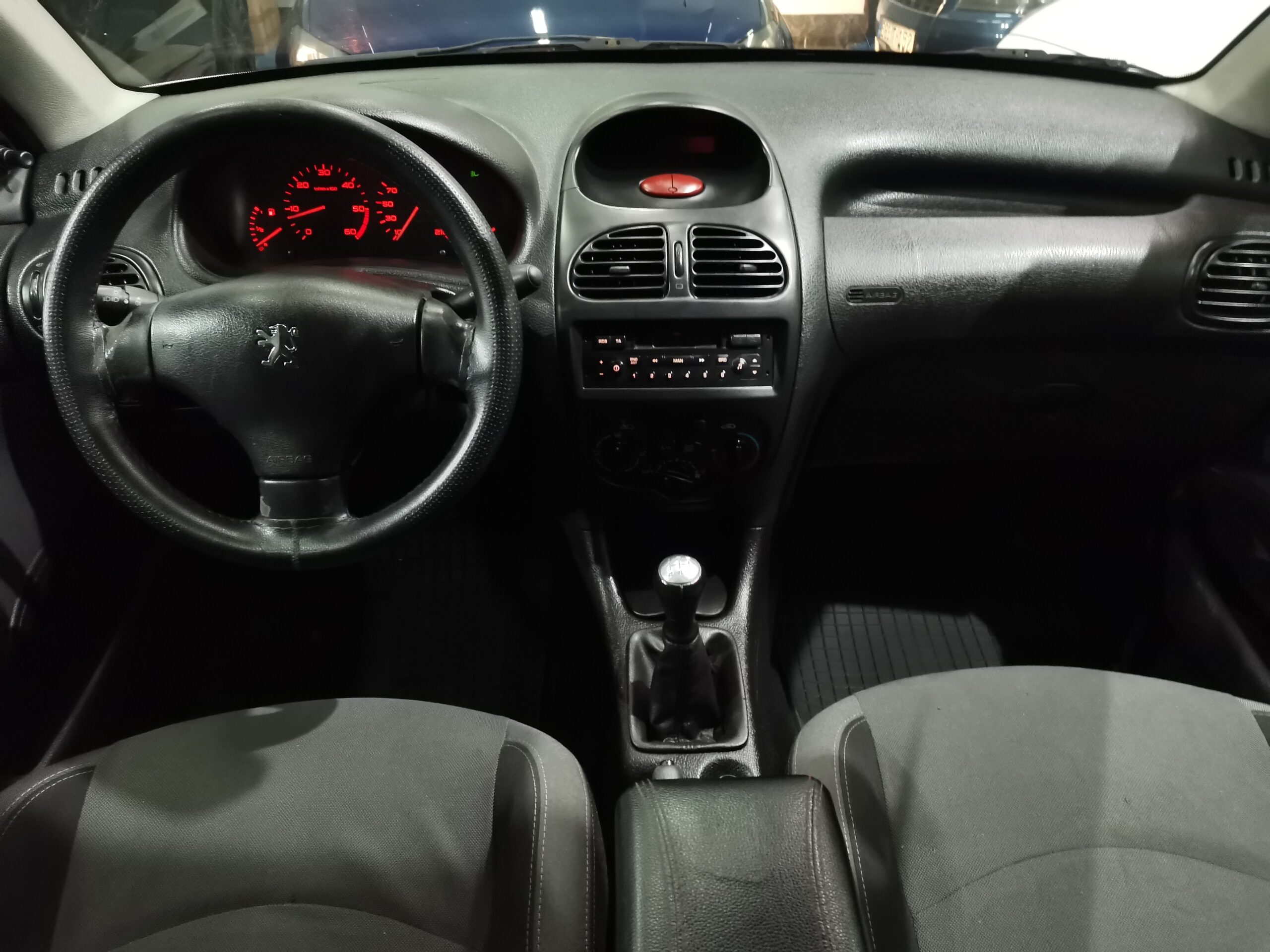 PEUGEOT 206 1.4 HDI, 2006 GODINA, REGISTROVAN,