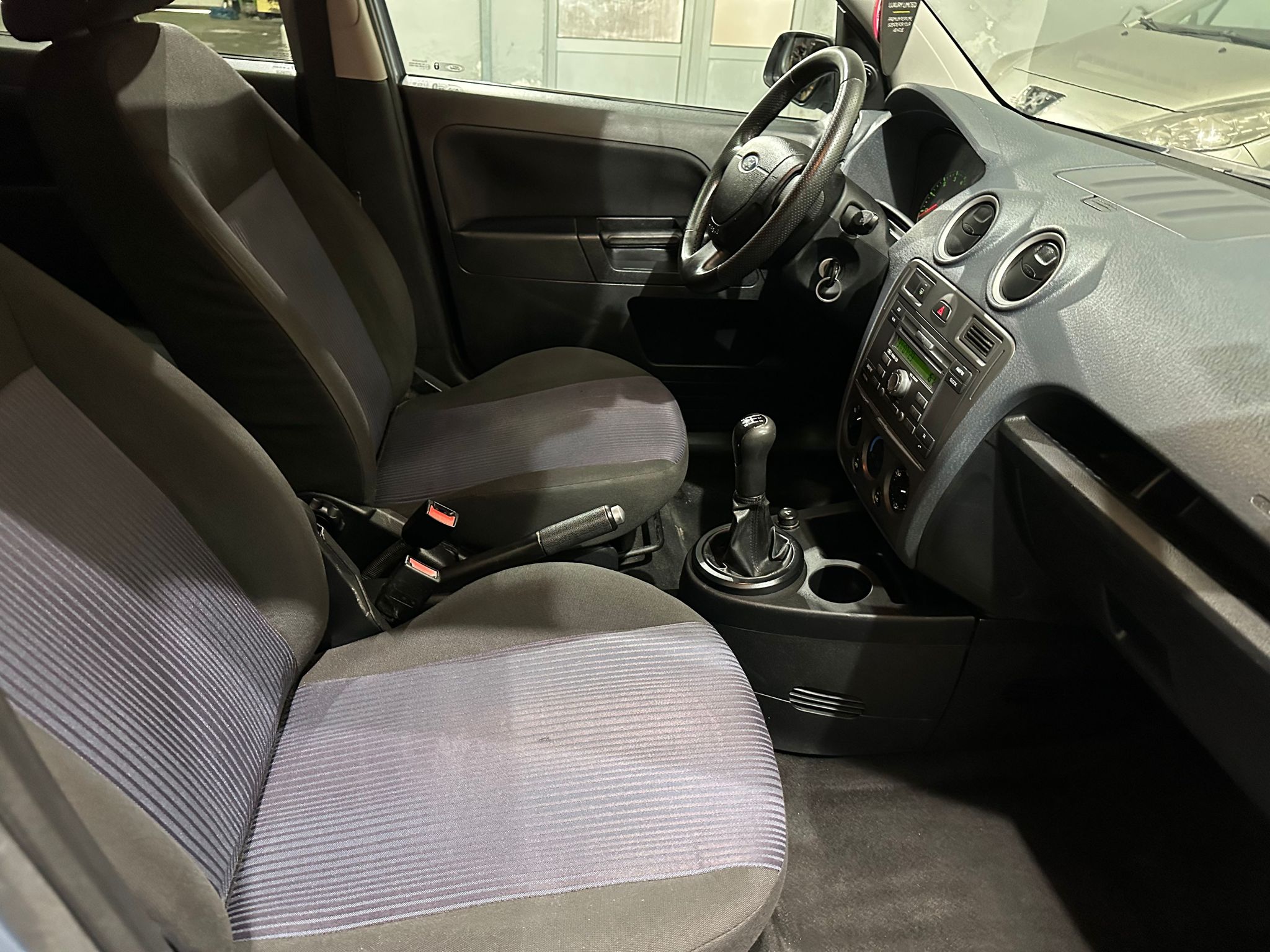 FORD FUSION 2006 GOD, 1.6 BENZIN,REGISTROVAN, KLIMA,