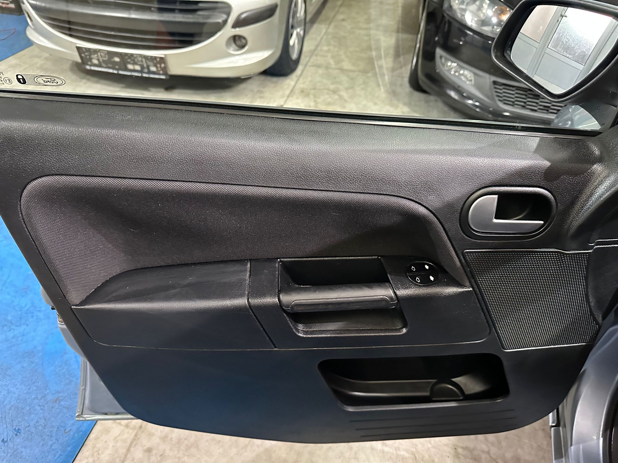 FORD FUSION 2006 GOD, 1.6 BENZIN,REGISTROVAN, KLIMA,