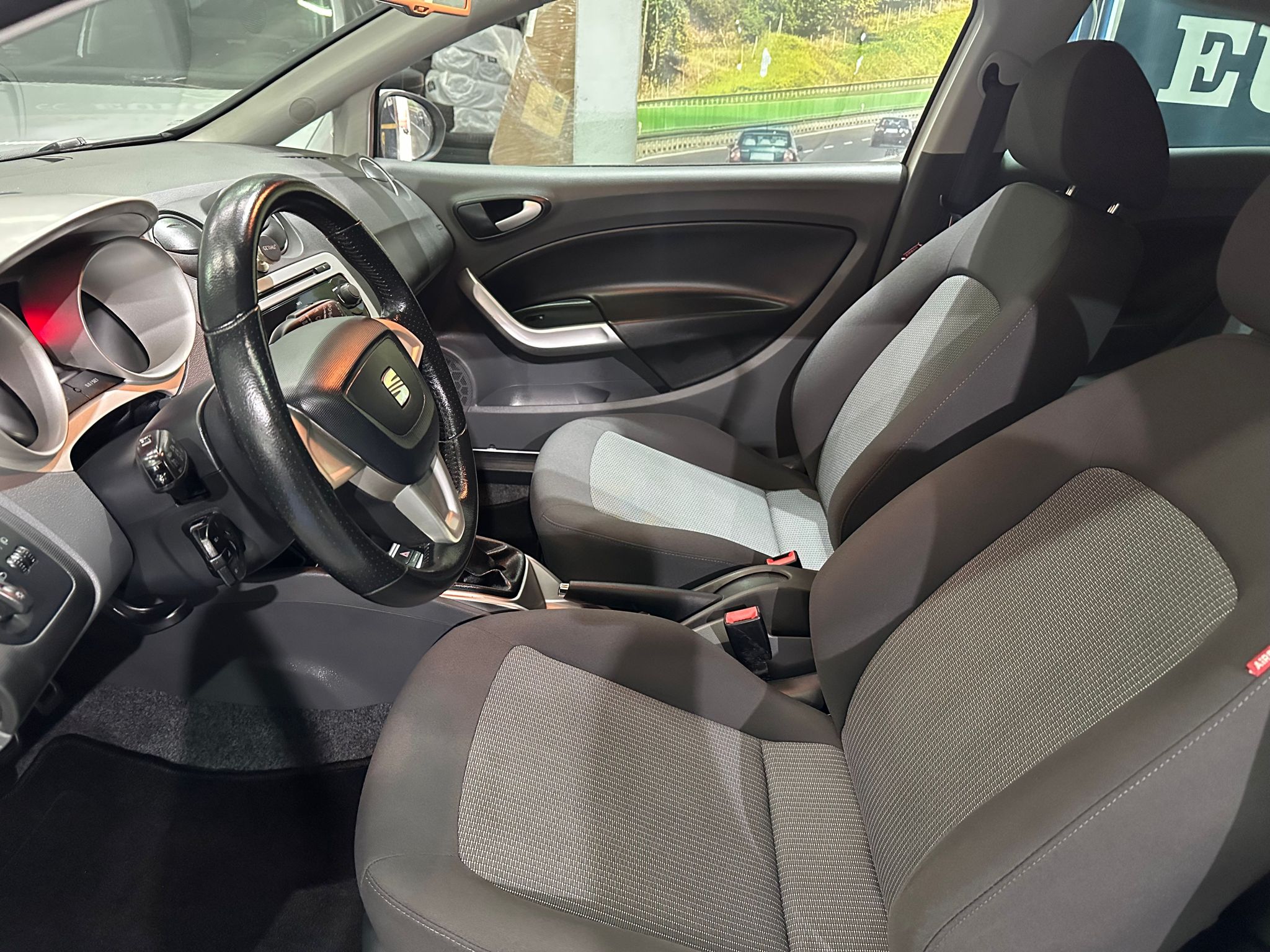 SEAT IBIZA 1.2 TDI, 2011 GOD, ALU FELGE, DIGITALNA KLIMA