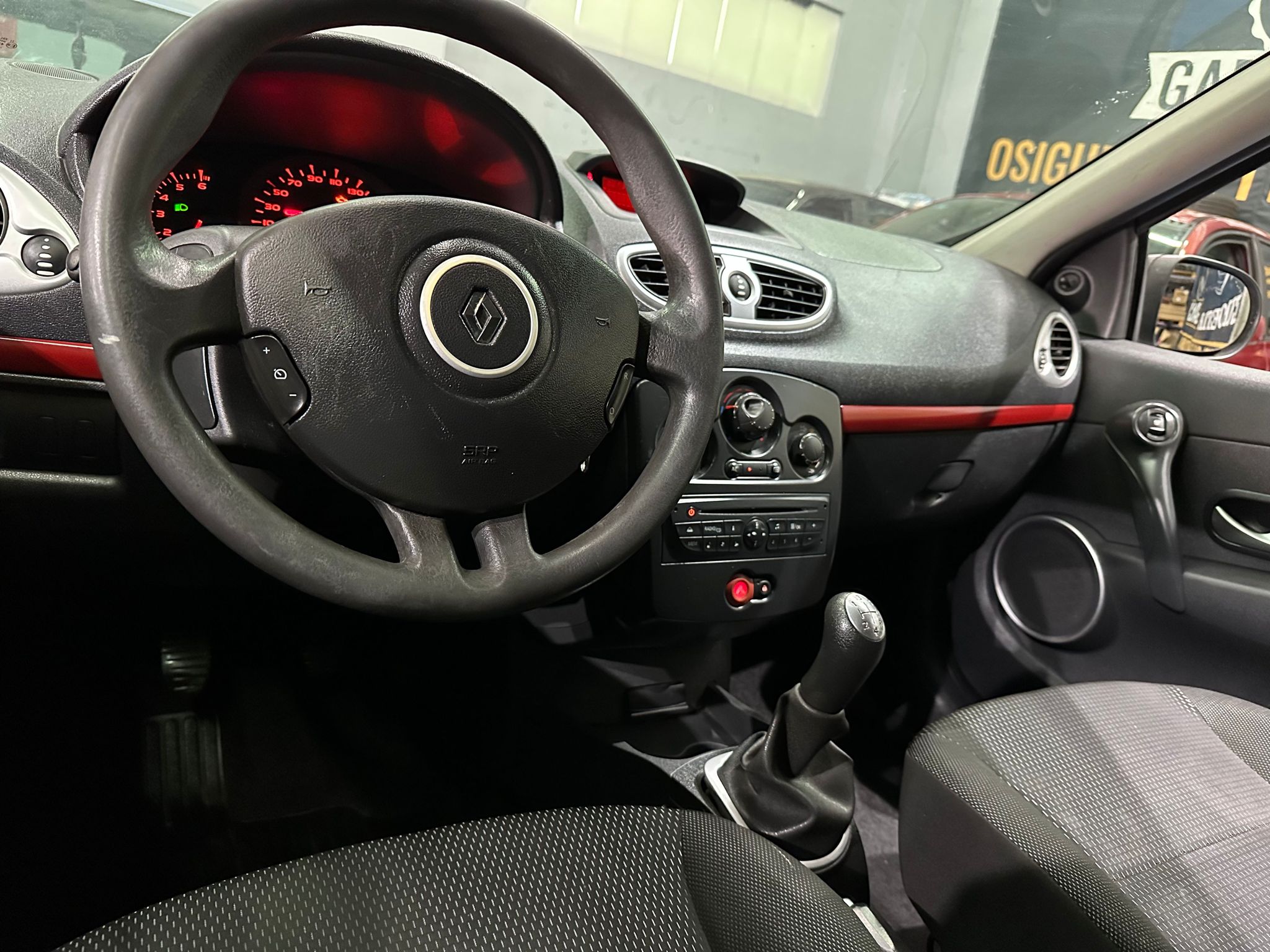 RENAULT CLIO 1.5 DCI, 2011 GOD, KLIMA, TEMPOMAT