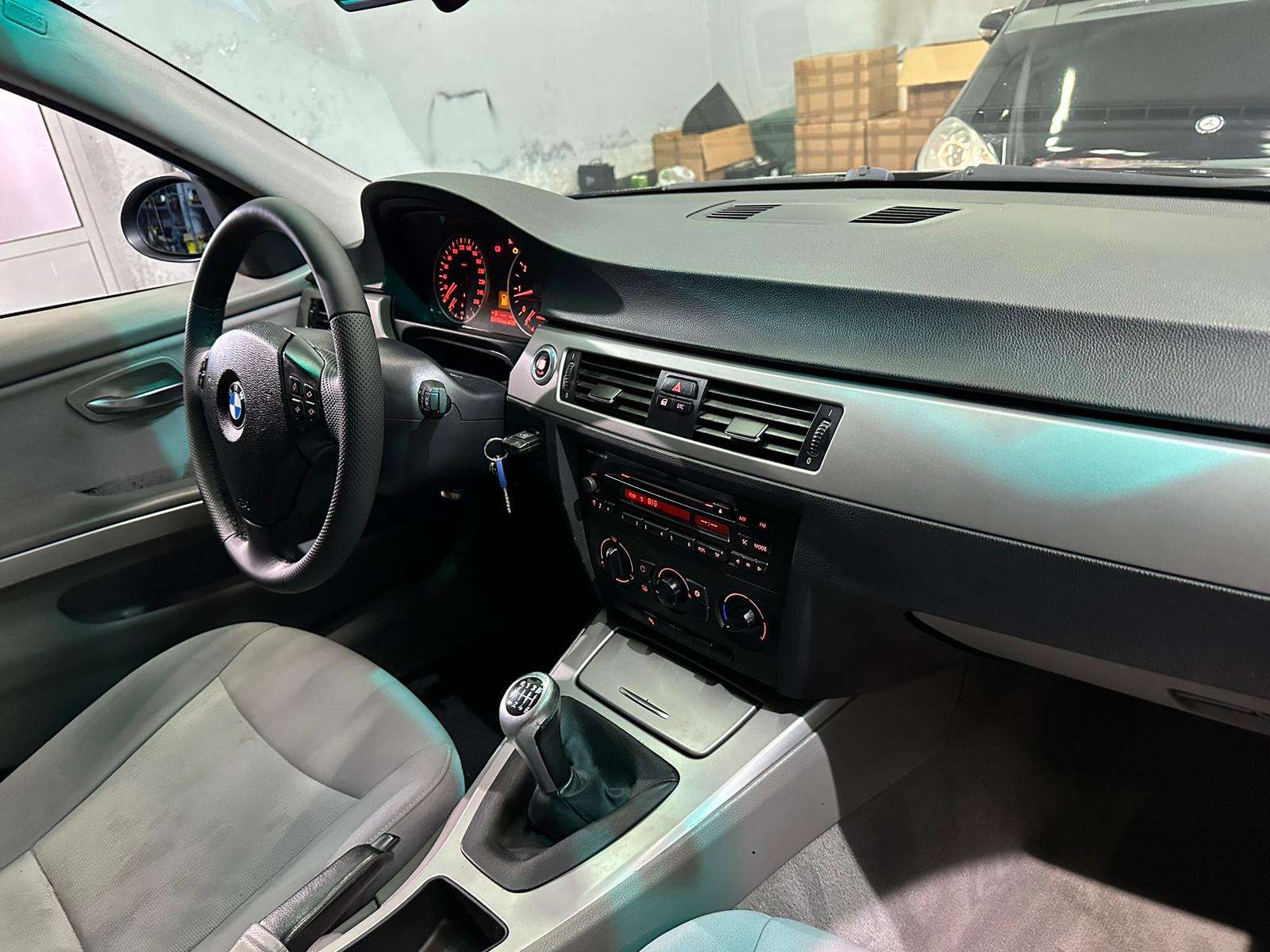 BMW 318i 2.0 BENZIN, 2006 GOD, ALU FELGE, KLIMA