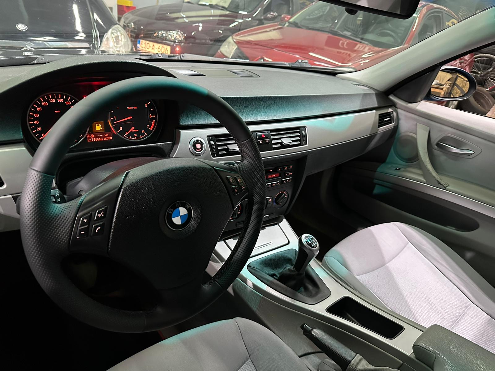 BMW 318i 2.0 BENZIN, 2006 GOD, ALU FELGE, KLIMA