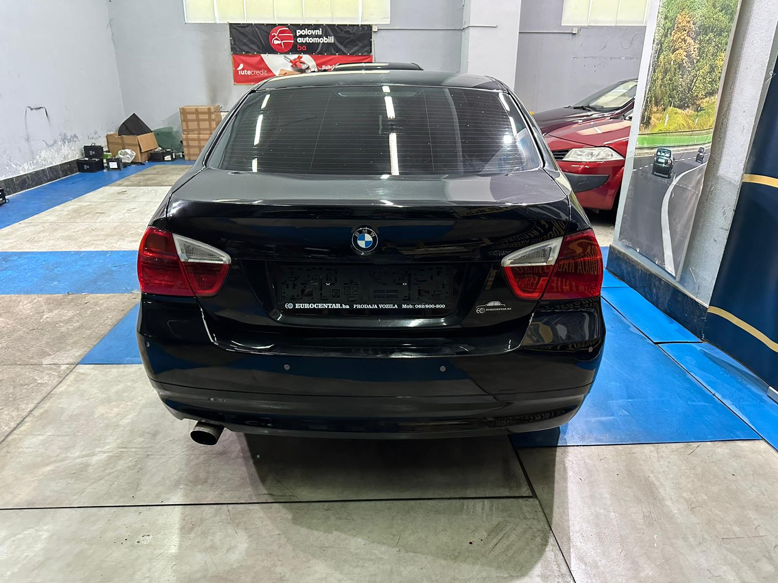 BMW 318i 2.0 BENZIN, 2006 GOD, ALU FELGE, KLIMA