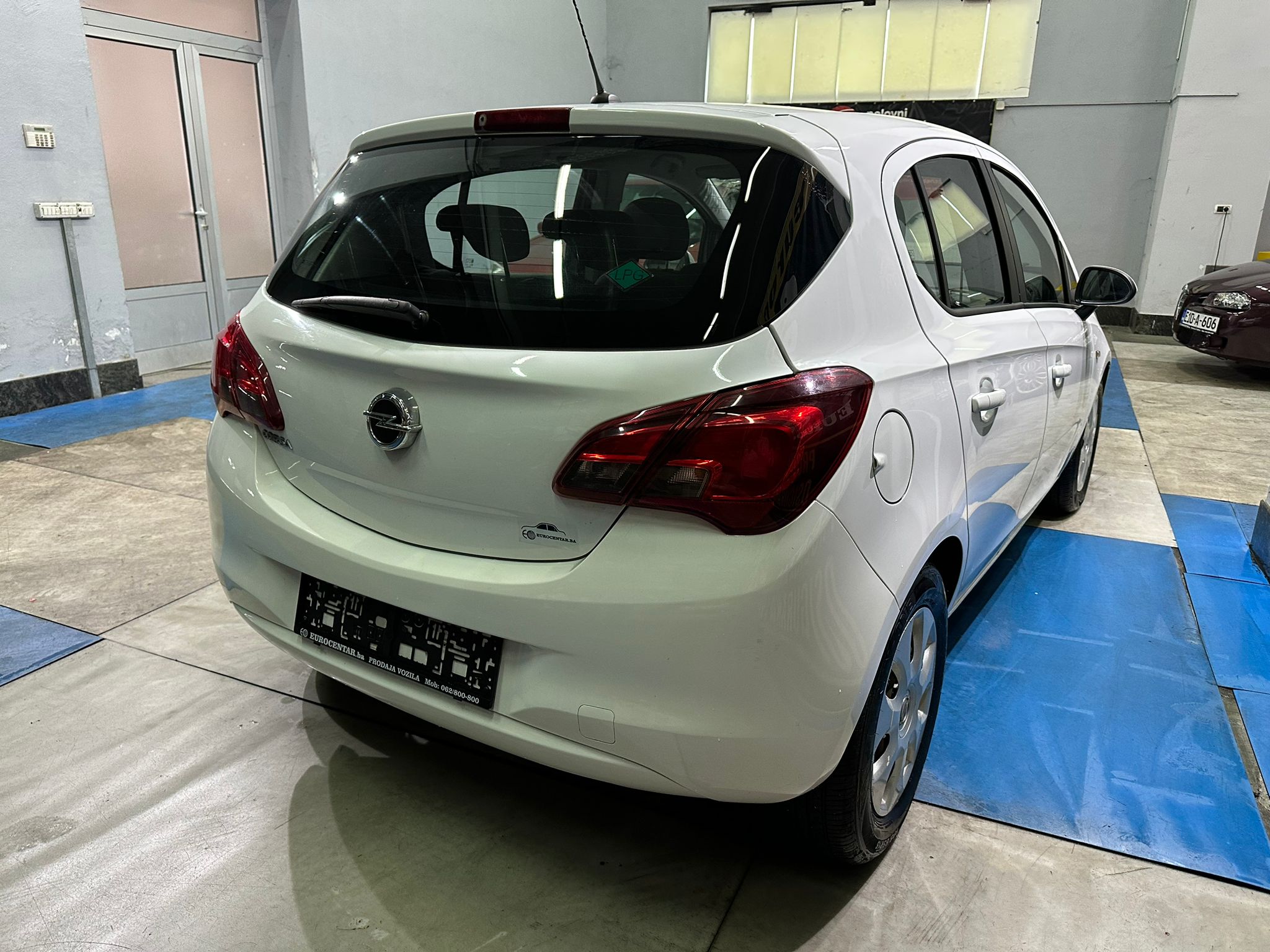OPEL CORSA 1.4 BENZIN/LPG, 2016 GODINA, REGISTROVANA