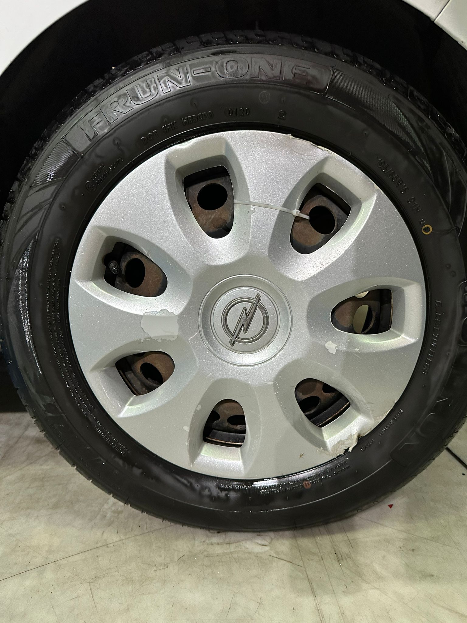 OPEL CORSA 1.4 BENZIN/LPG, 2016 GODINA, REGISTROVANA