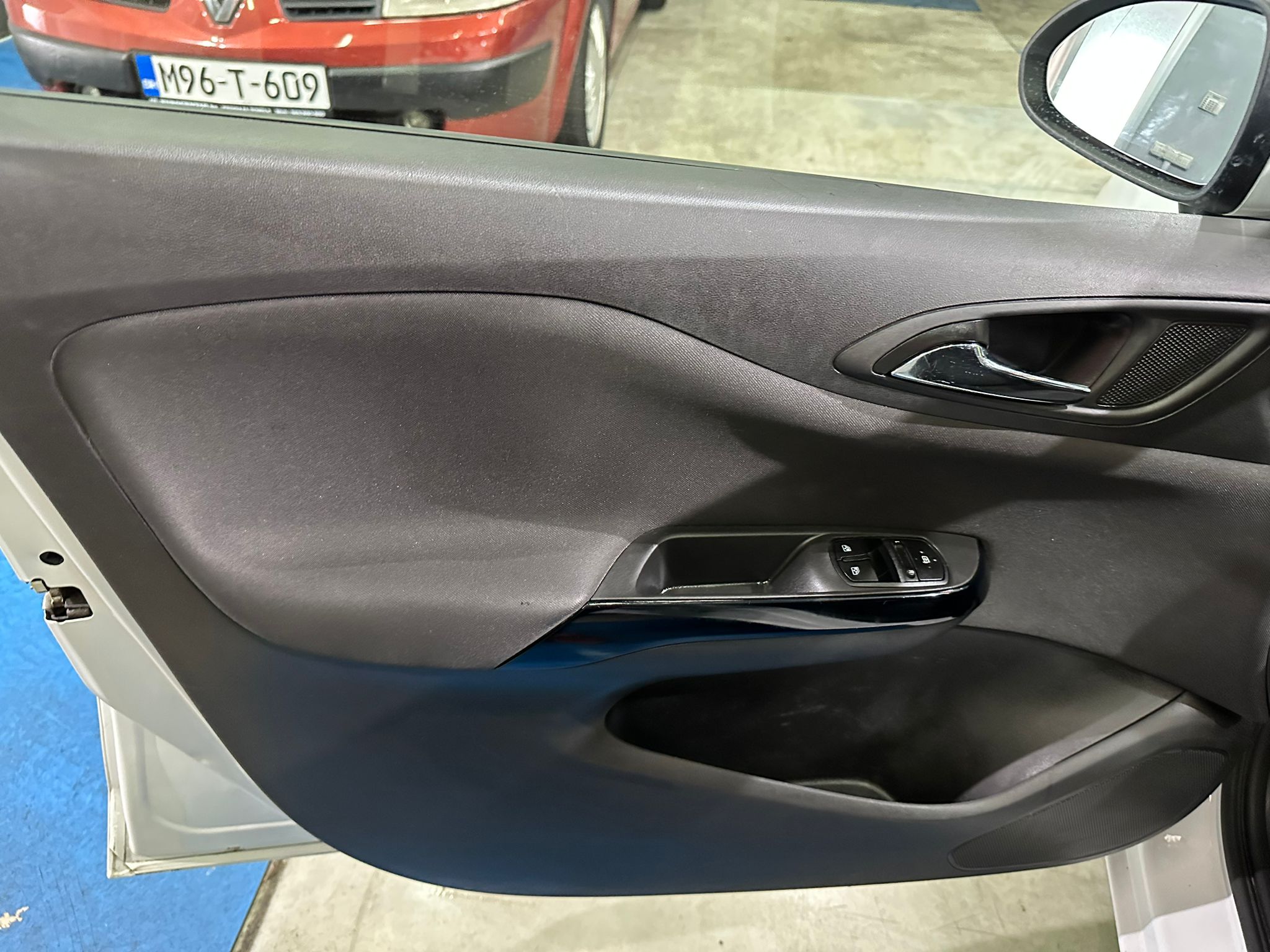 OPEL CORSA 1.4 BENZIN/LPG, 2016 GODINA, REGISTROVANA