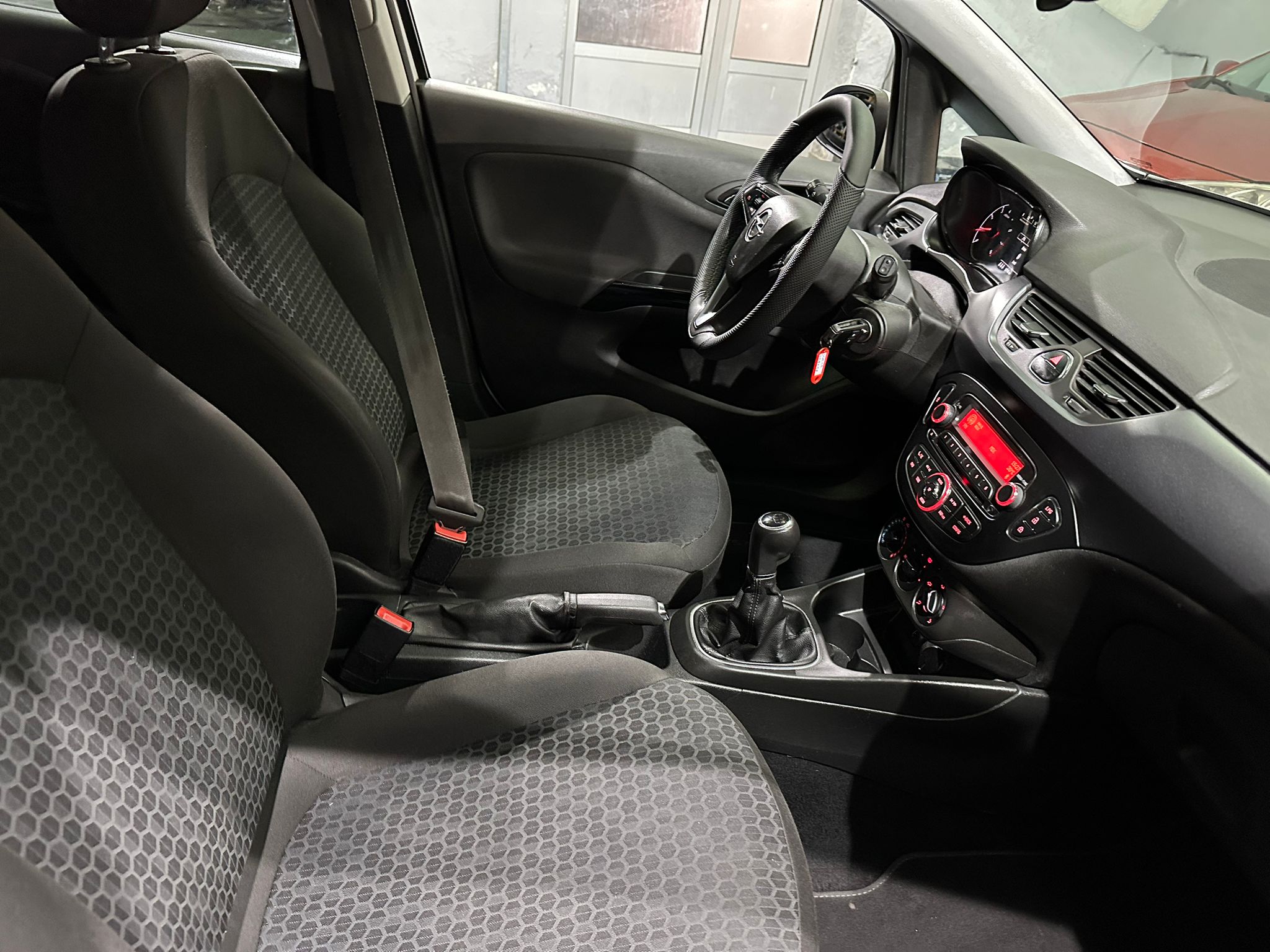 OPEL CORSA 1.4 BENZIN/LPG, 2016 GODINA, REGISTROVANA