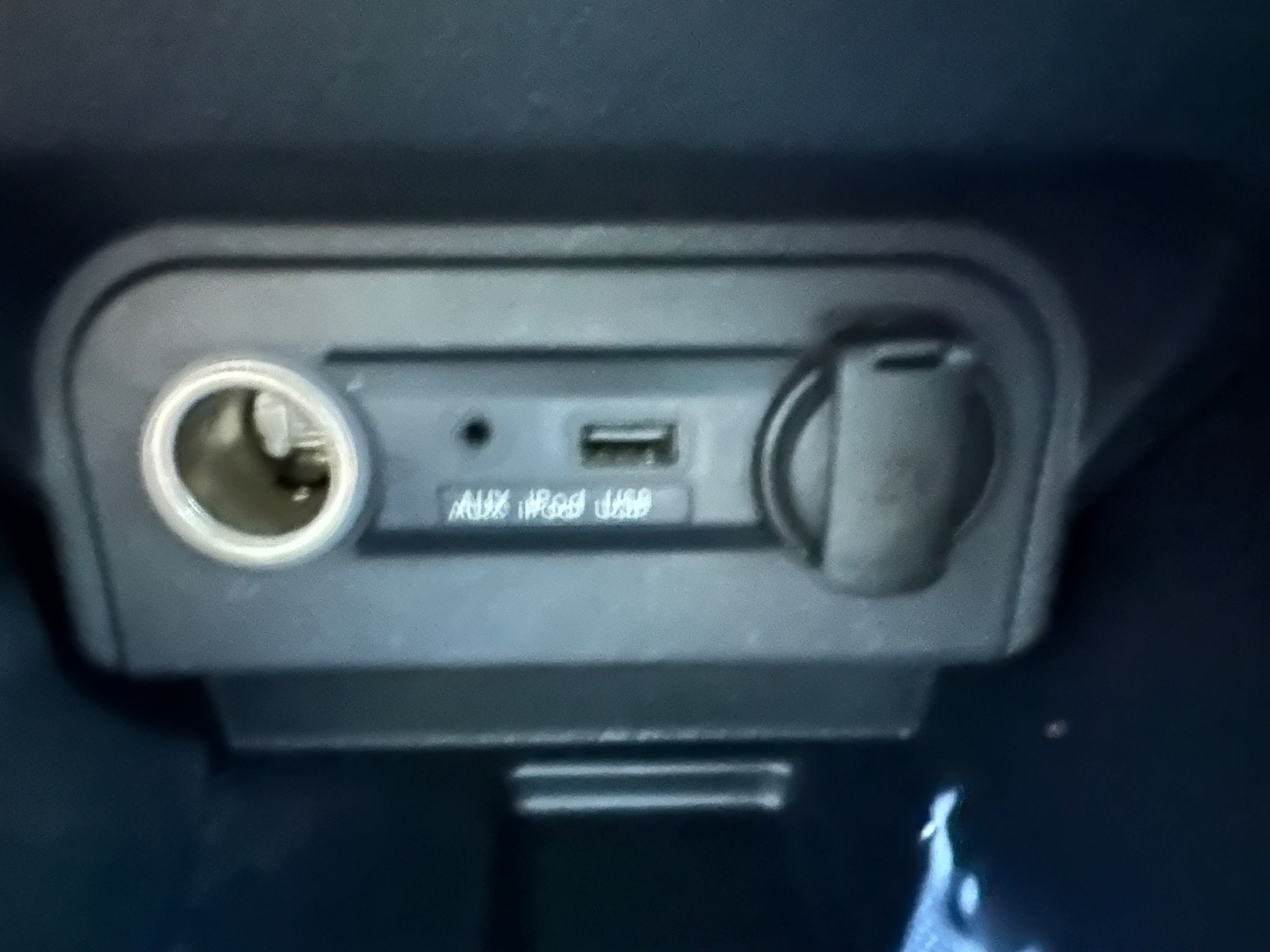 KIA RIO 1.1 CRDI, 2012 GODINA, LED DNEVNA, KLIMA