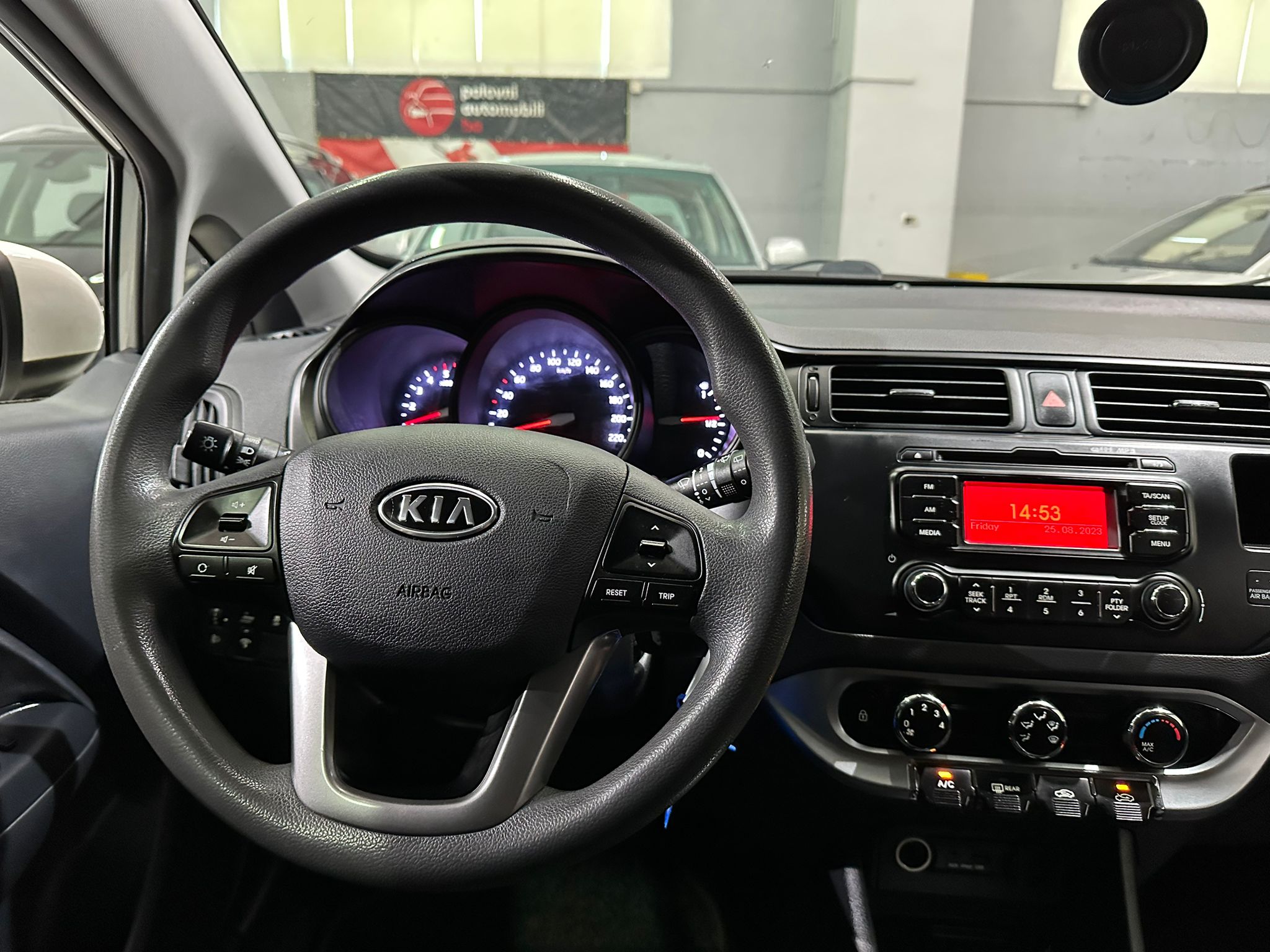 KIA RIO 1.1 CRDI, 2012 GODINA, LED DNEVNA, KLIMA