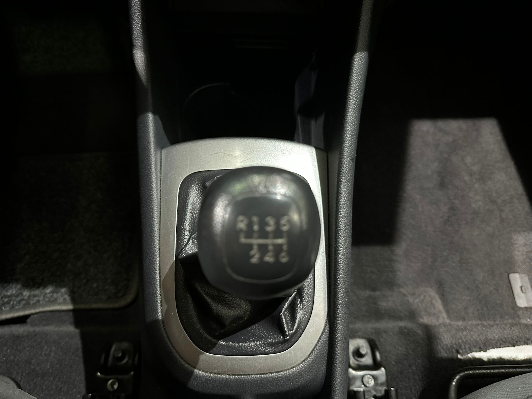 KIA RIO 1.1 CRDI, 2012 GODINA, LED DNEVNA, KLIMA