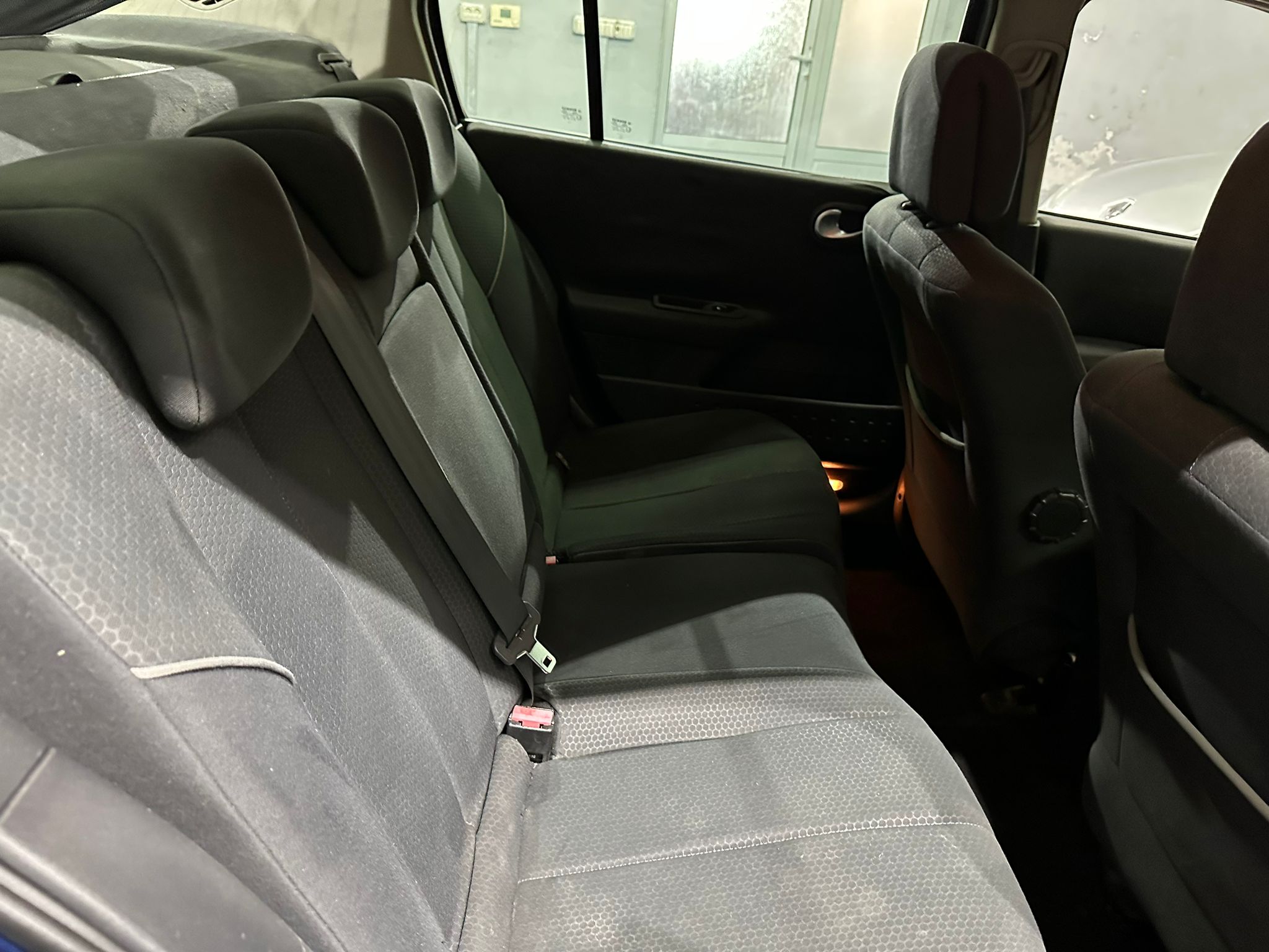 RENAULT MEGANE 1.9 DCI,2005 GOD,KLIMA,2 KARTICE