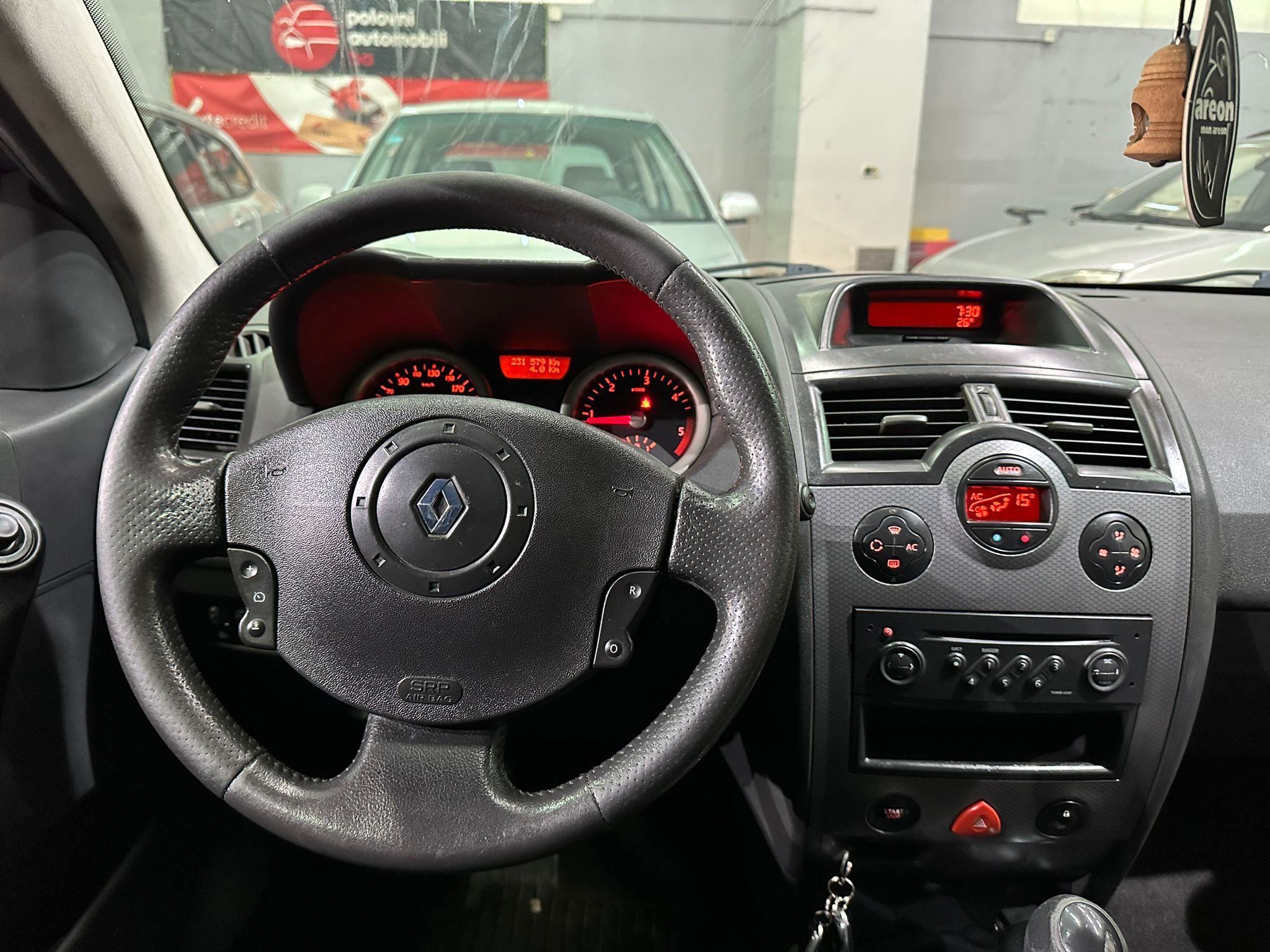 RENAULT MEGANE 1.9 DCI,2005 GOD,KLIMA,2 KARTICE