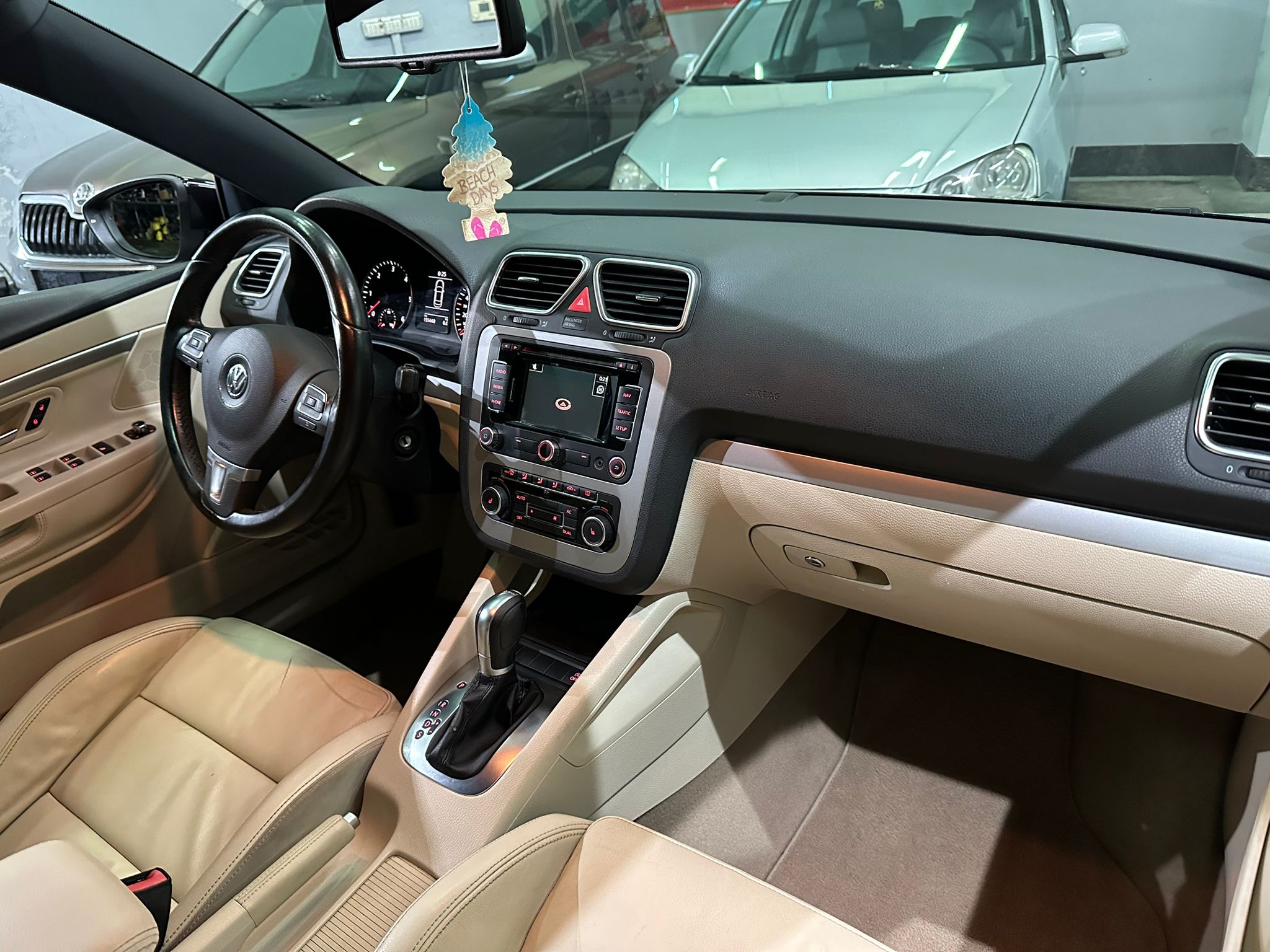 VW EOS 2.0 TDI, DSG AUTOMATIK, 2011 GOD, LED , XENON