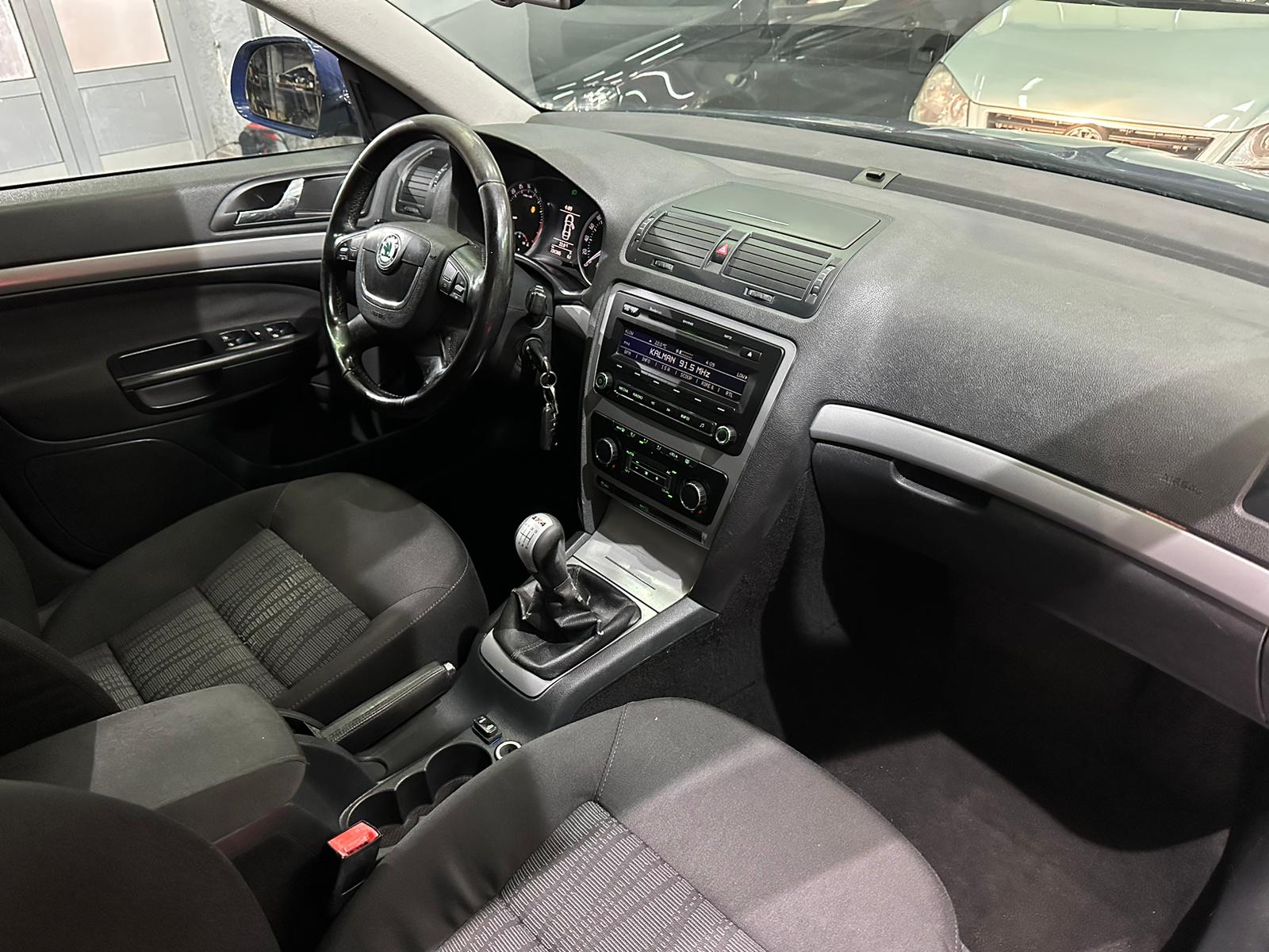 ŠKODA OCTAVIA 4X4 1.6 TDI, 2010 GODINA, ALU FELGE