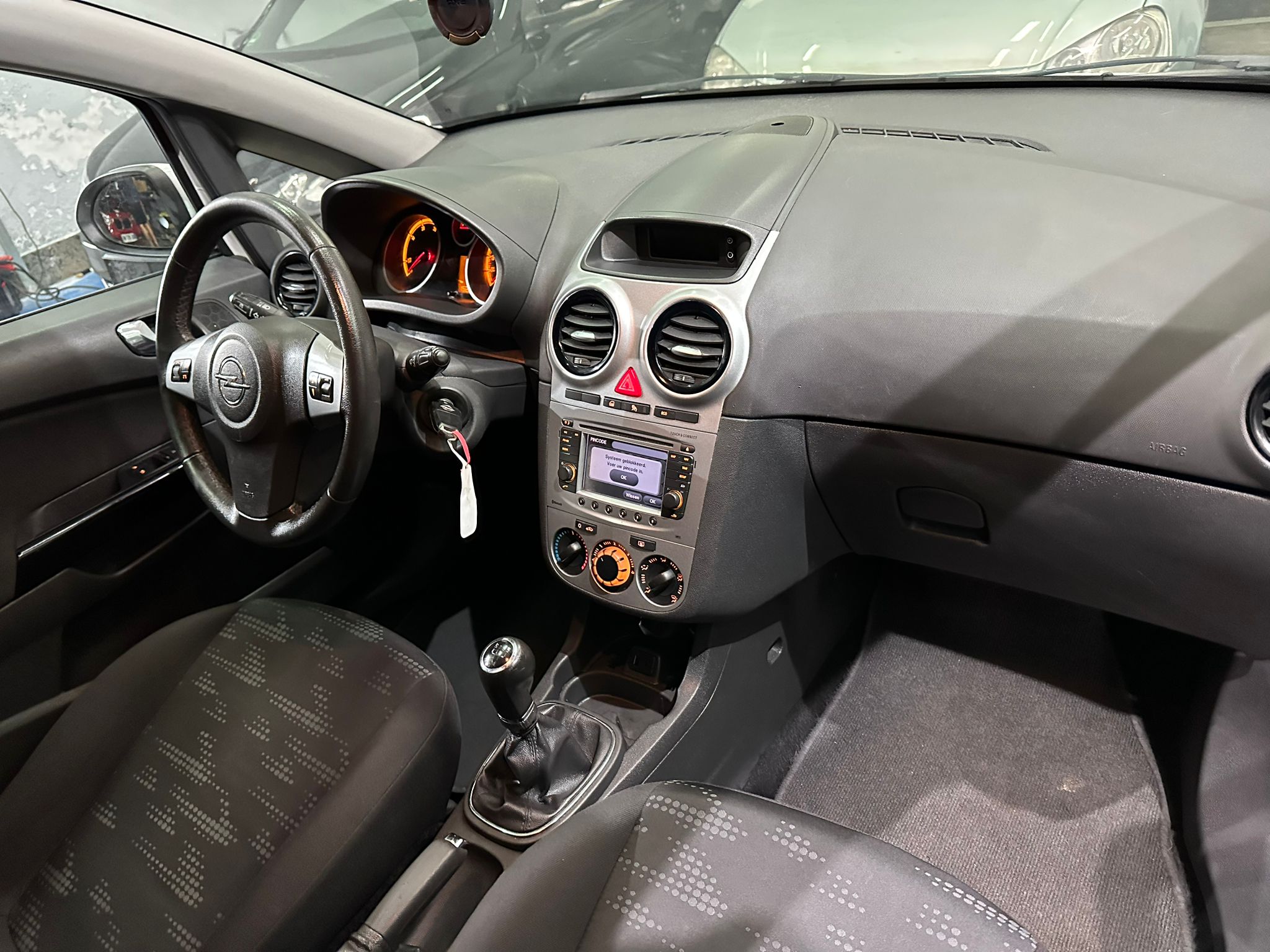 OPEL CORSA 1.3 CDTI ECOFLEX, 2013 GODINA, NAVIGACIJA