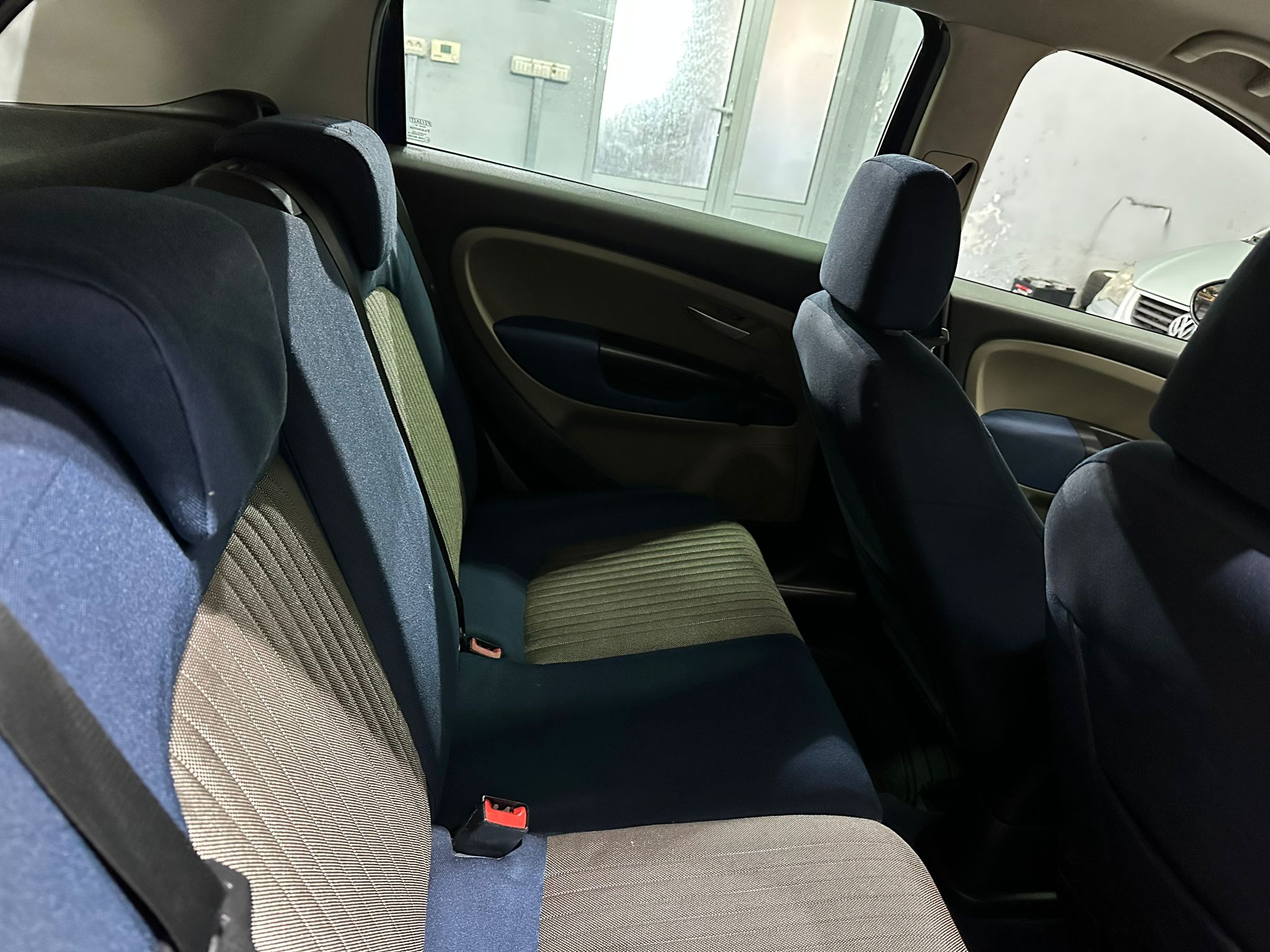 FIAT PUNTO 1.3 DIZEL,2006 GOD,REGISTROVAN