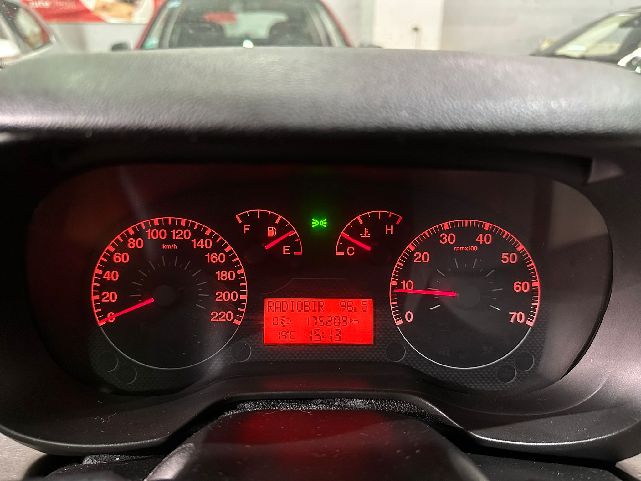 FIAT PUNTO 1.3 DIZEL,2006 GOD,REGISTROVAN