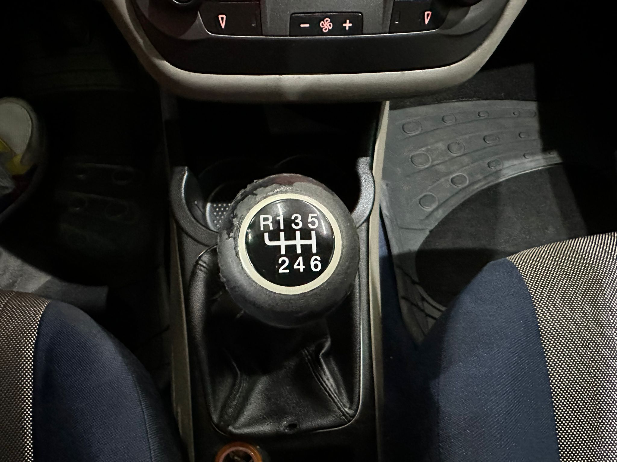 FIAT PUNTO 1.3 DIZEL,2006 GOD,REGISTROVAN