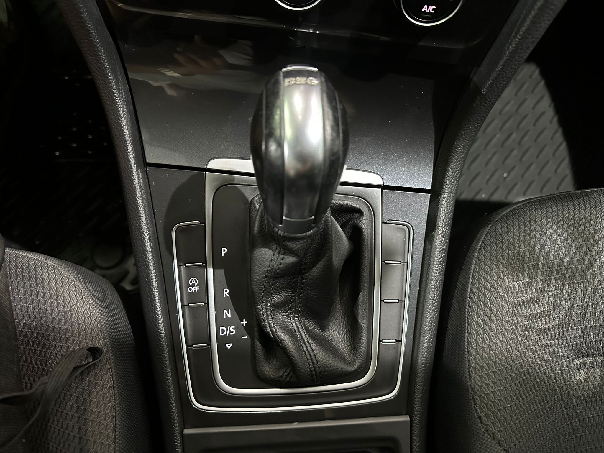 VW GOLF VII 2.0 TDI DSG AUTOMATIK, 2019 GOD, 1 VLASNIK