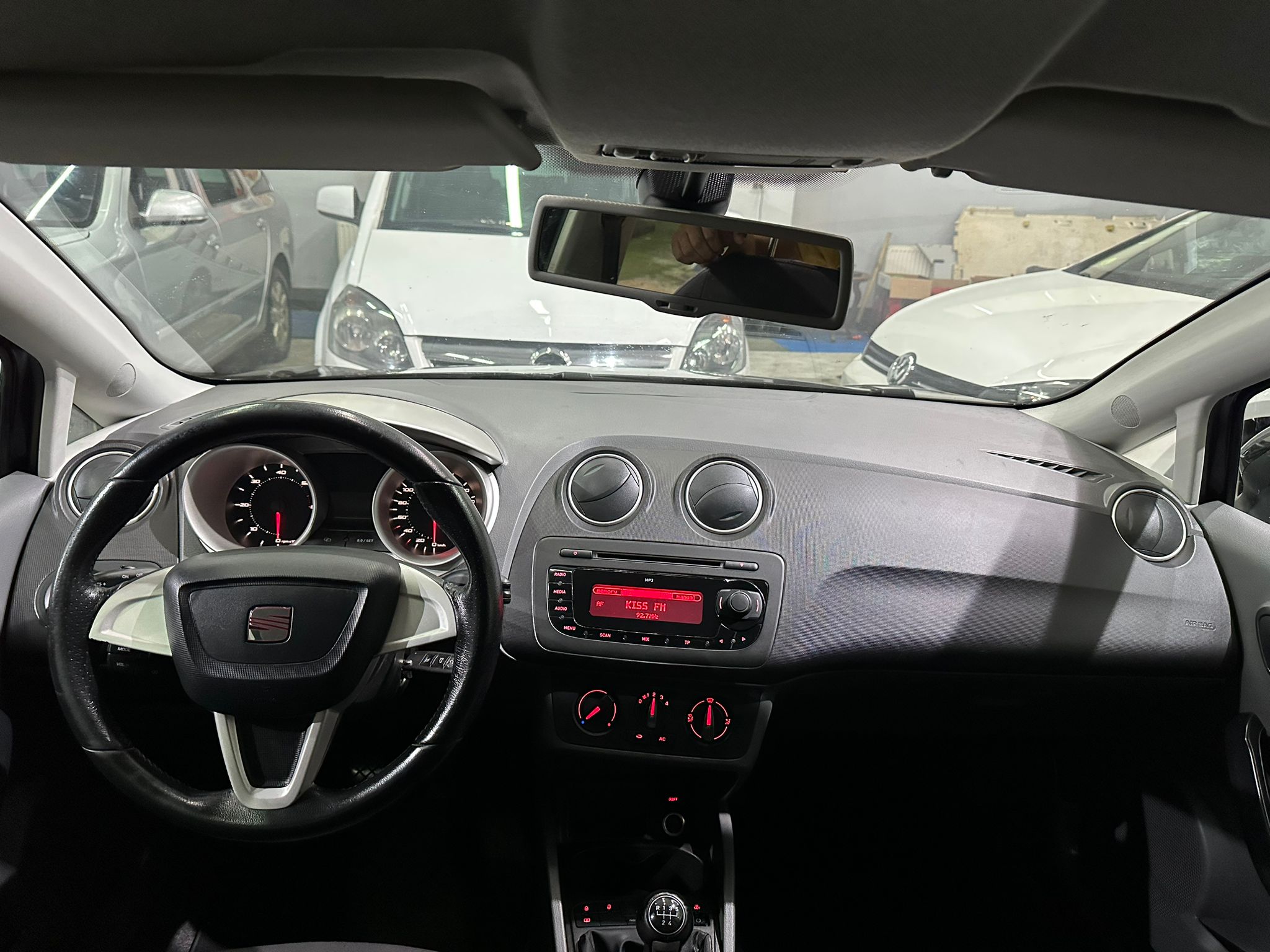 SEAT IBIZA 1.2 TDI, 2011 GOD, ALU FELGE, PARK SENZORI