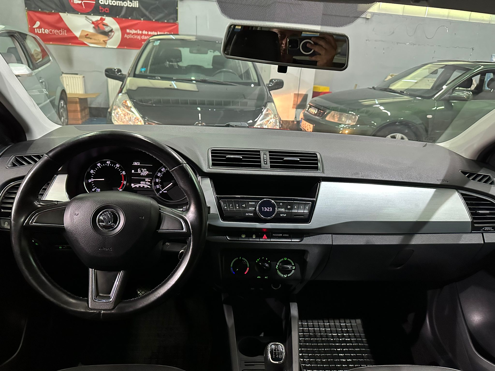 ŠKODA FABIA 1.O BENZIN, 2015 GODINA, KLIMA, REGI.