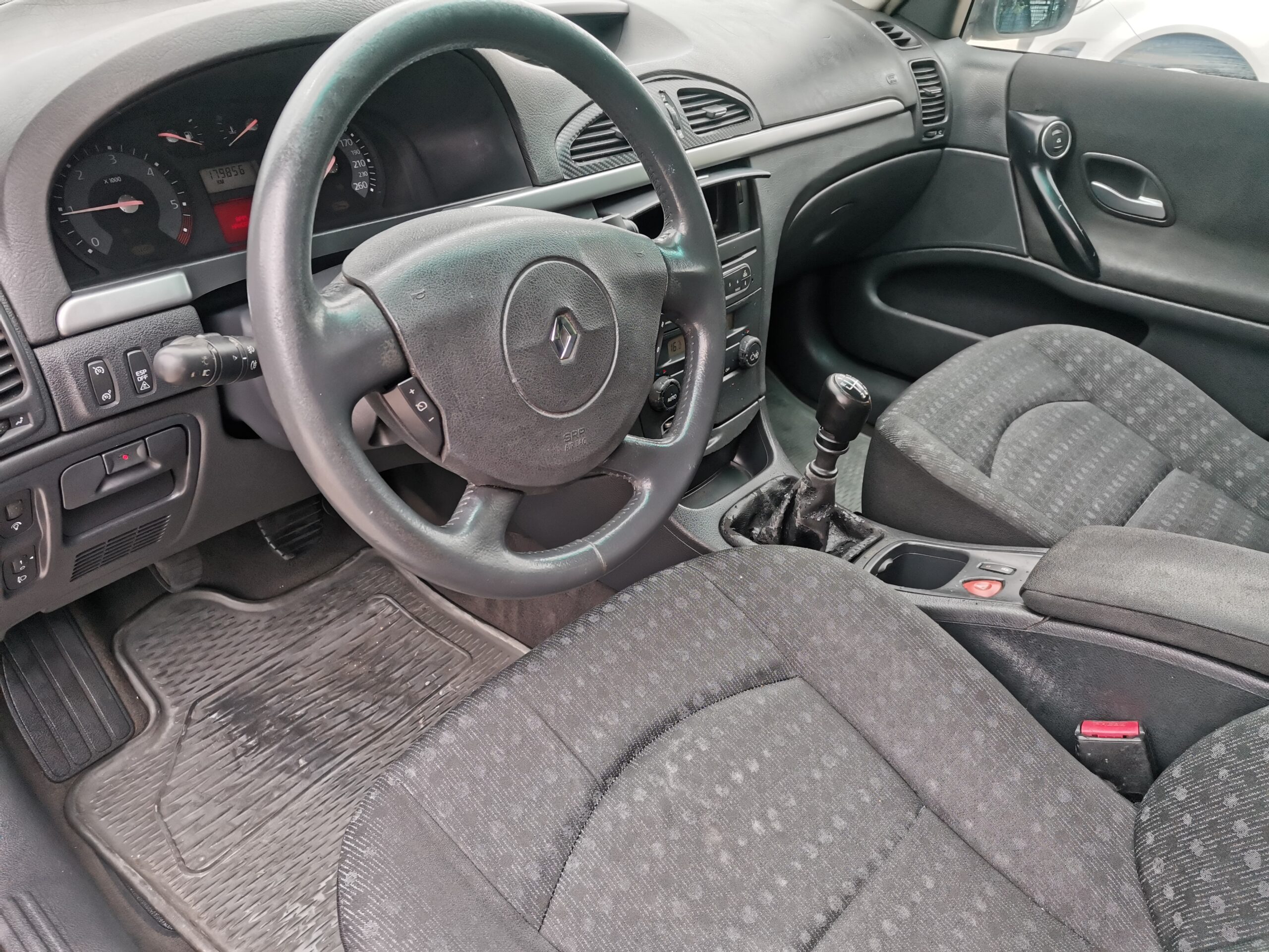 RENAULT LAGUNA 1.9 DCI, 2006 GOD, DIGITALNA KLIMA