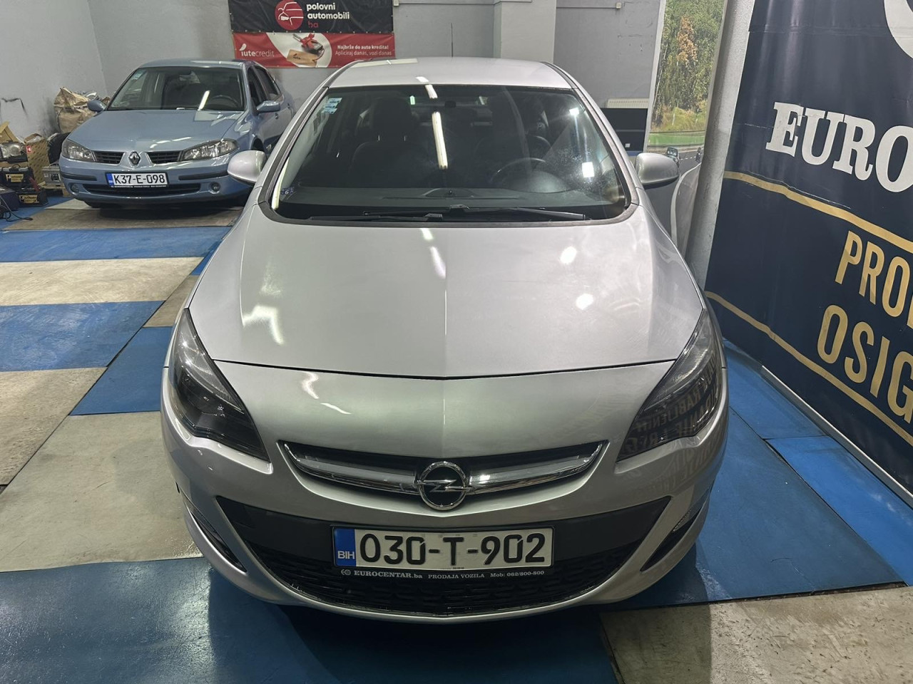 OPEL ASTRA J 1.6i, 2016 GOD, ALU FELGE, REGISTROVANA