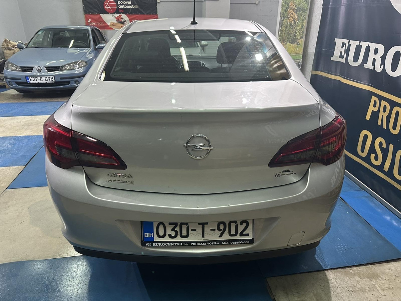OPEL ASTRA J 1.6i, 2016 GOD, ALU FELGE, REGISTROVANA