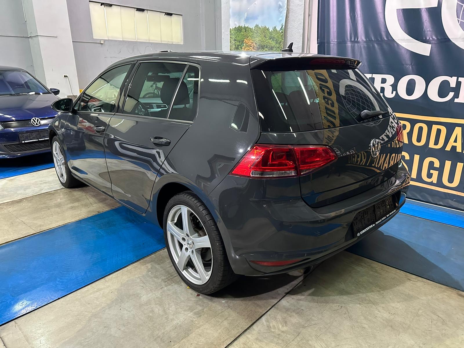 VF GOLF VII 1.6 TDI, 2013 GOD, ALU FELGE, NAVIGACIJA