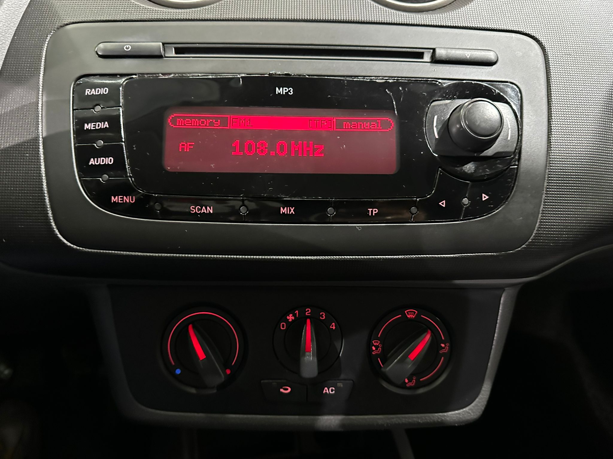 SEAT IBIZA 1.2 TDI STYLE, 2010 GODINA, REGISTROVAN