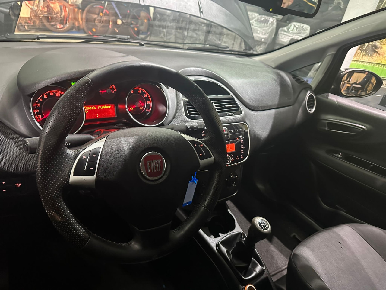 FIAT PUNTO 1.3 mJET 2015 GODINA, KLIMA, 2 KLJUČA