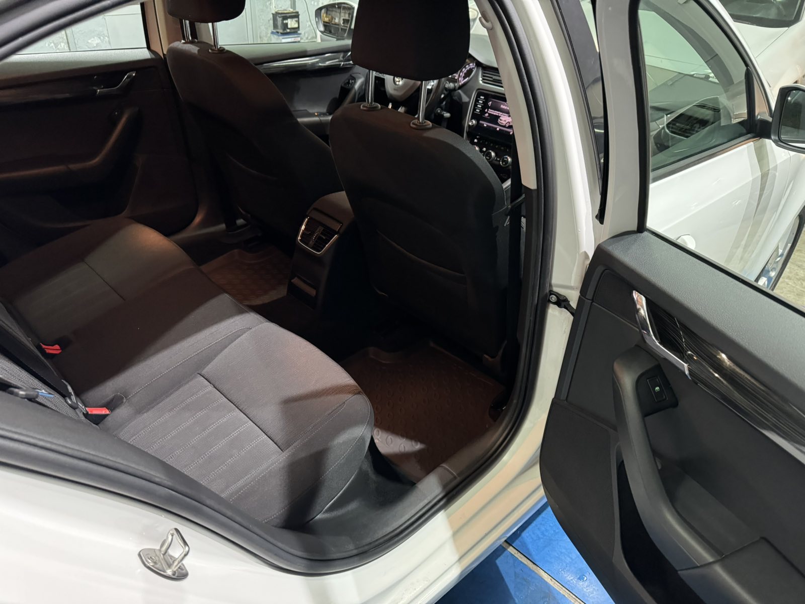 ŠKODA OCTAVIA 2.0 TDI, 2020 GODINA, ALU FELGE,