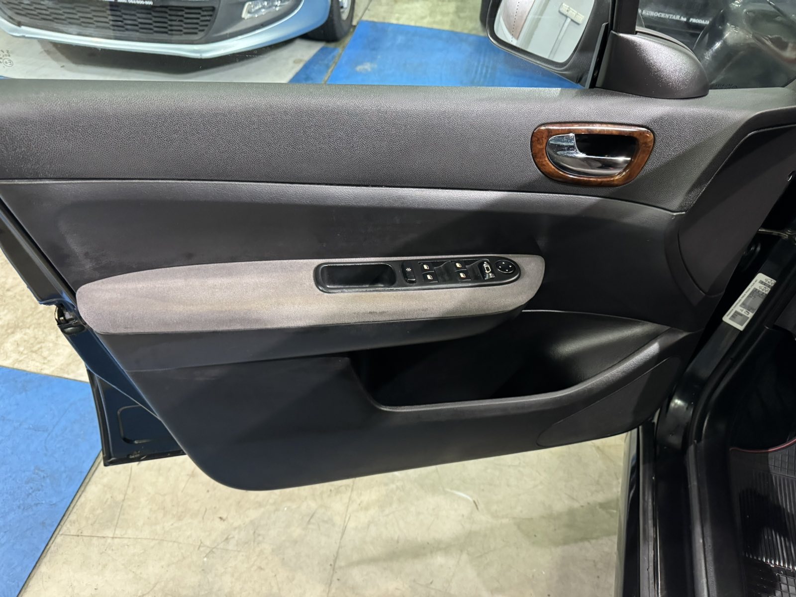 PEUGEOT 307 2.0 HDI, 2001 GODINA, KLIMA,2 KLJUČA