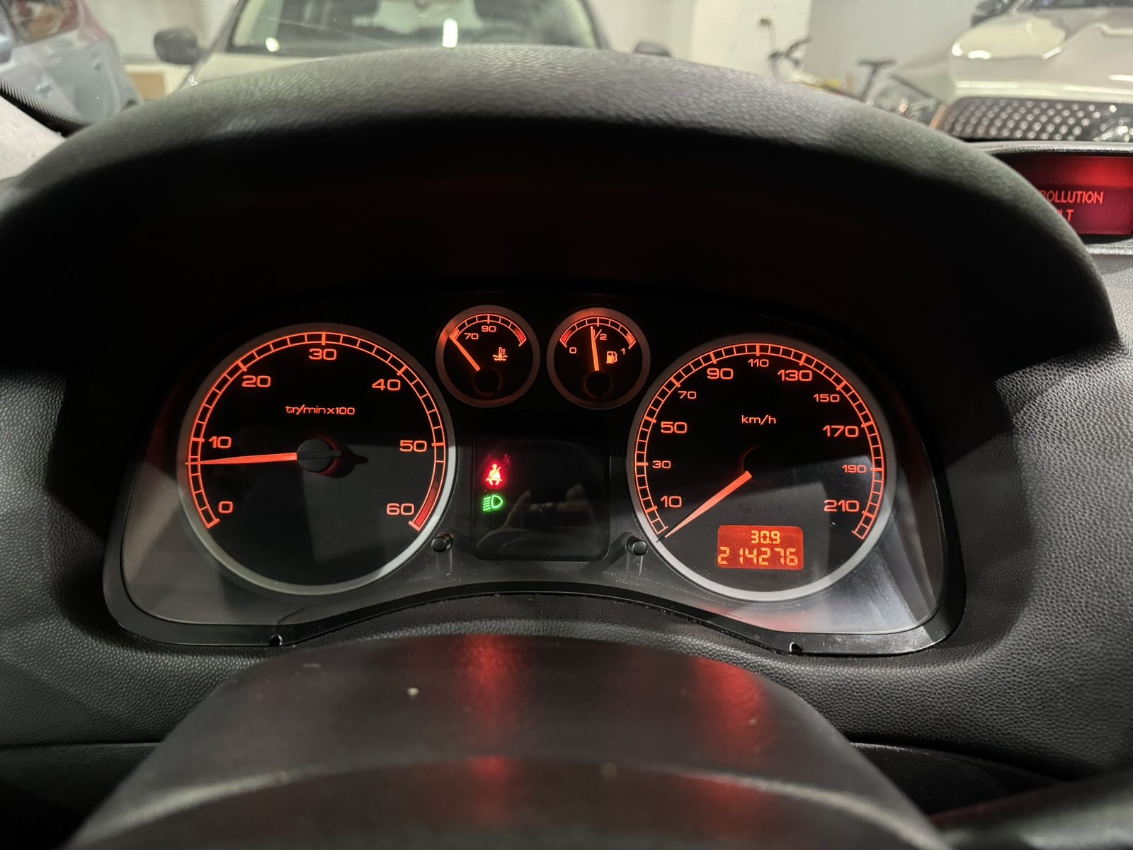 PEUGEOT 307 2.0 HDI, 2001 GODINA, KLIMA,2 KLJUČA