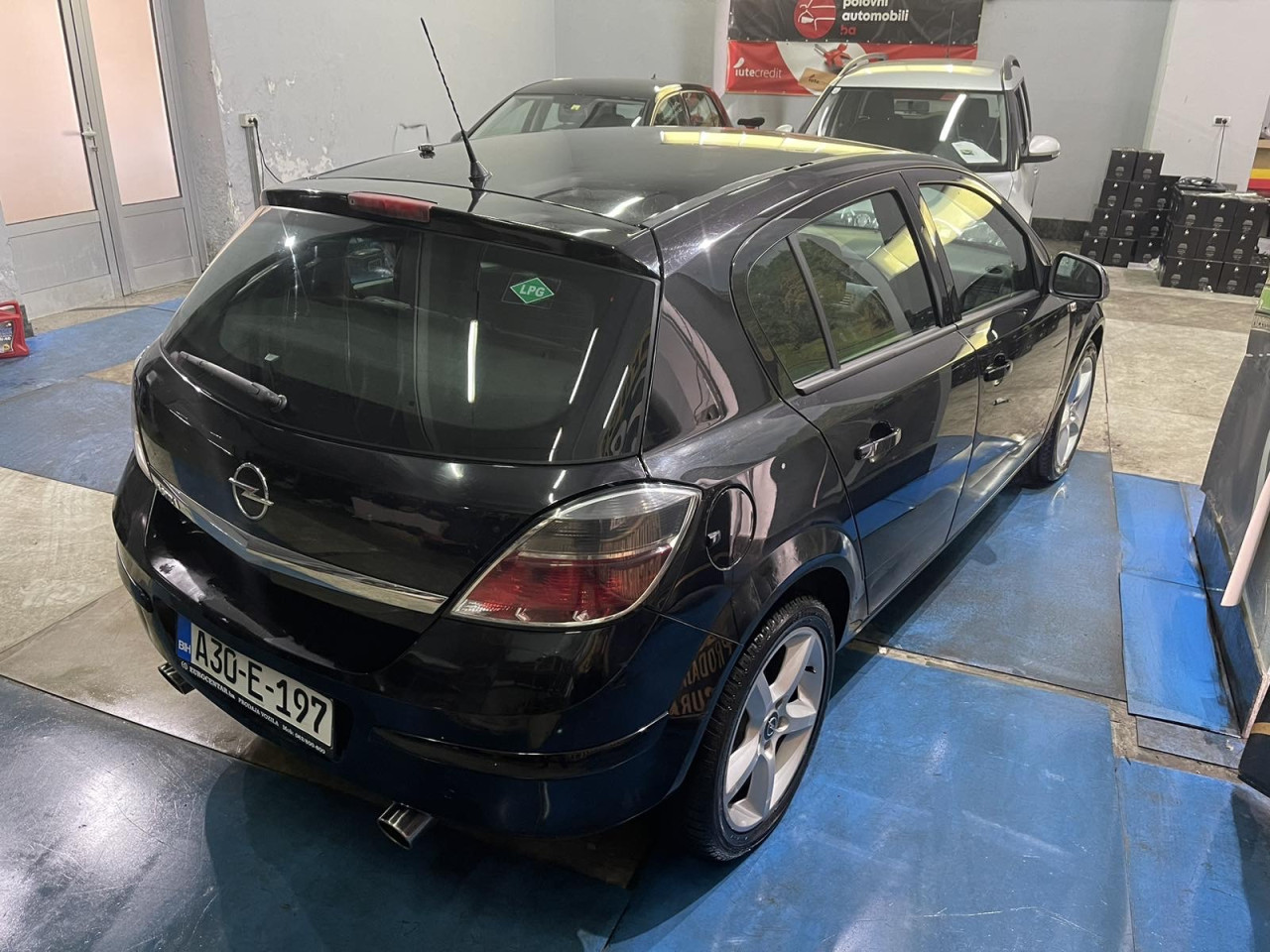 OPEL ASTRA 1.6 BENZIN/PLIN, 2008 GOD, REGISTROVANA