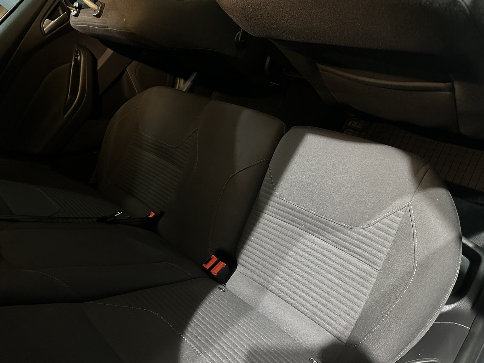 FORD FOCUS 1.5 TDCI, 2015 GODINA, AUTOMATIK